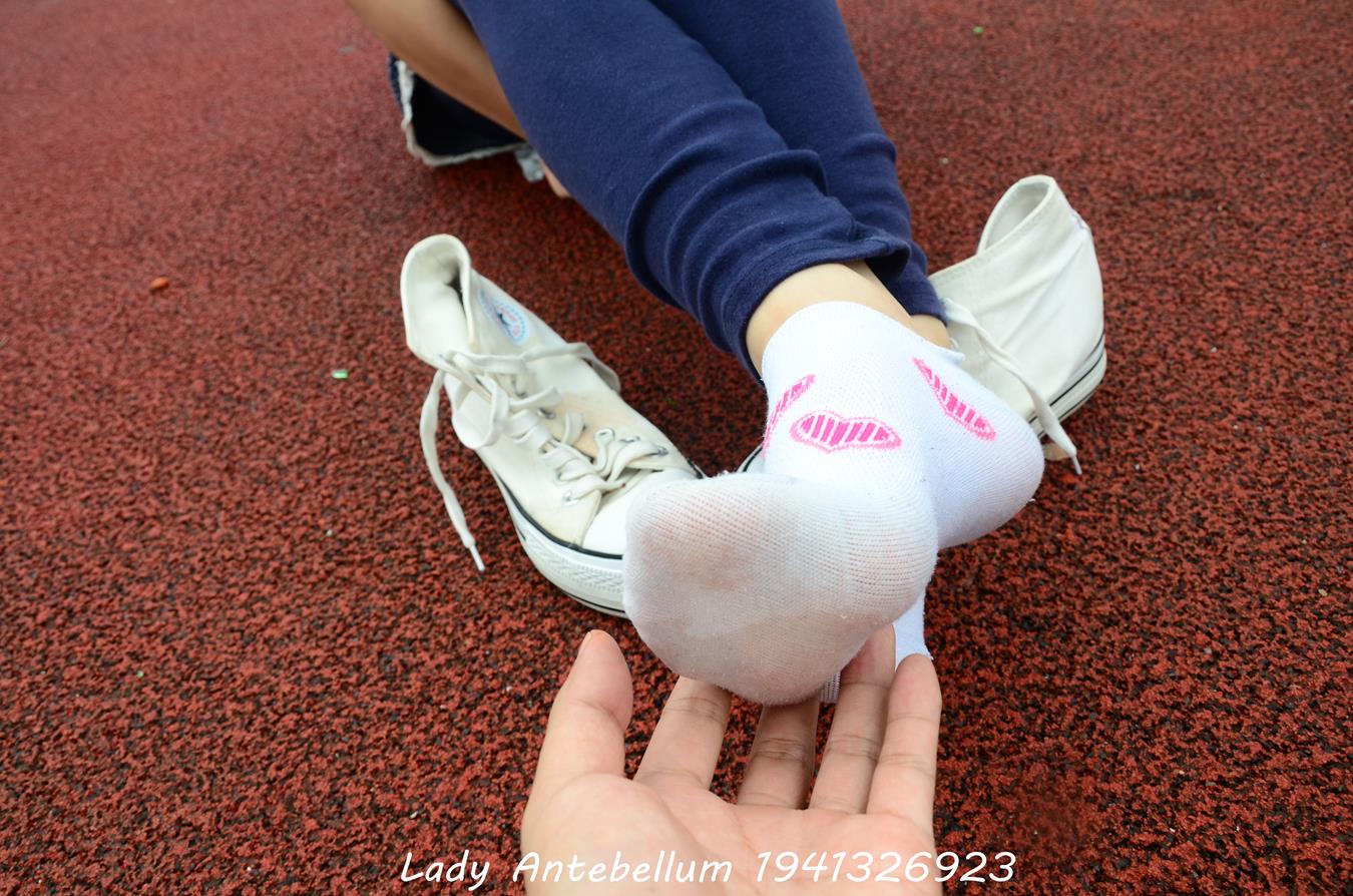 图片[31]-[战前女神] 美腿美足精品摄影套图 050 [117P] – 速更版-美库