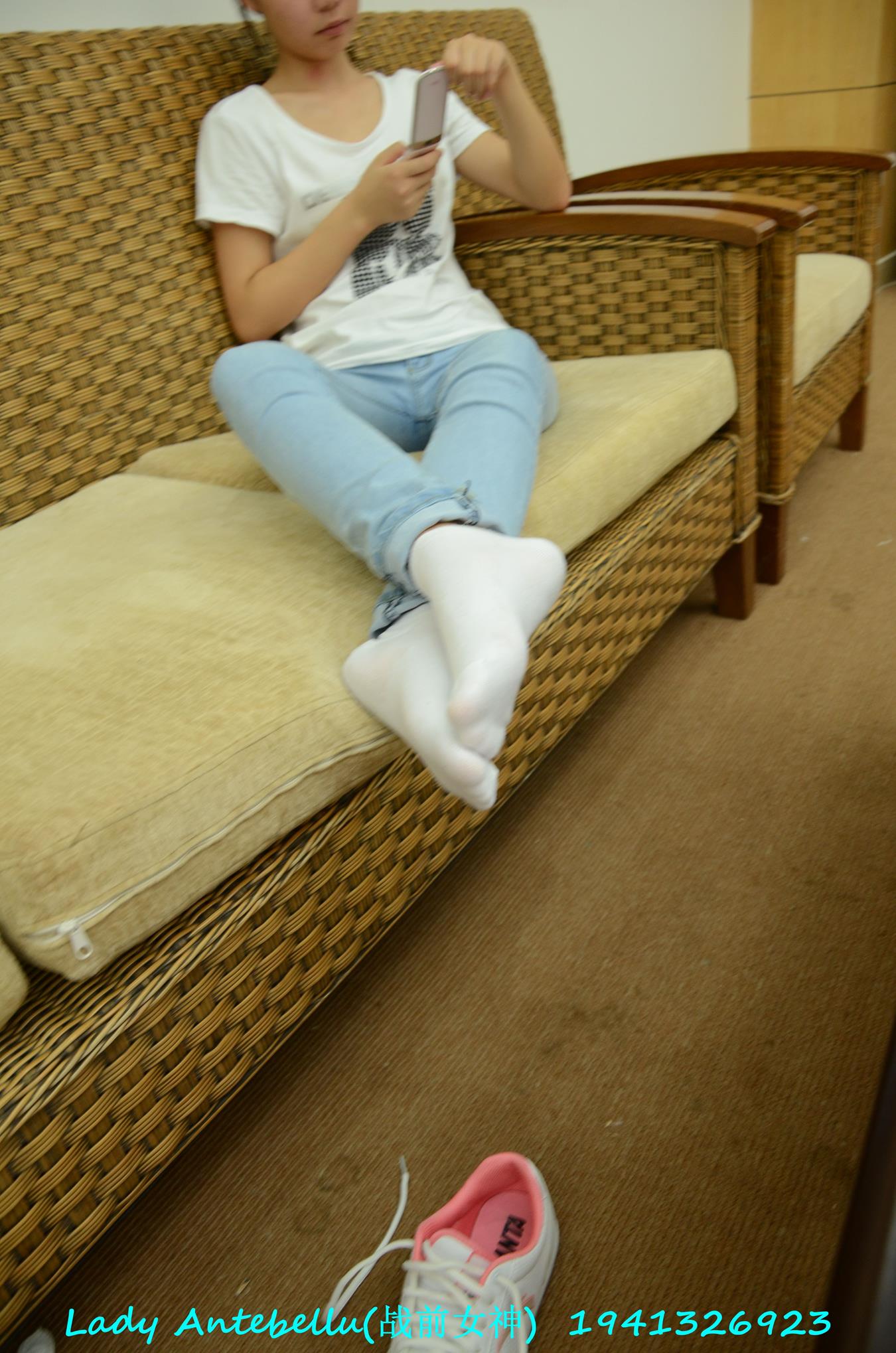 图片[68]-[战前女神] 美腿美足精品摄影套图 049 (1) [91P] – 速更版-美库