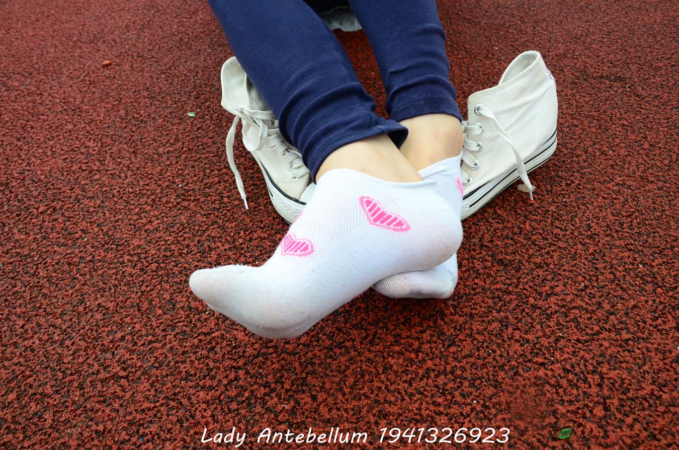 图片[36]-[战前女神] 美腿美足精品摄影套图 050 [117P] – 速更版-美库