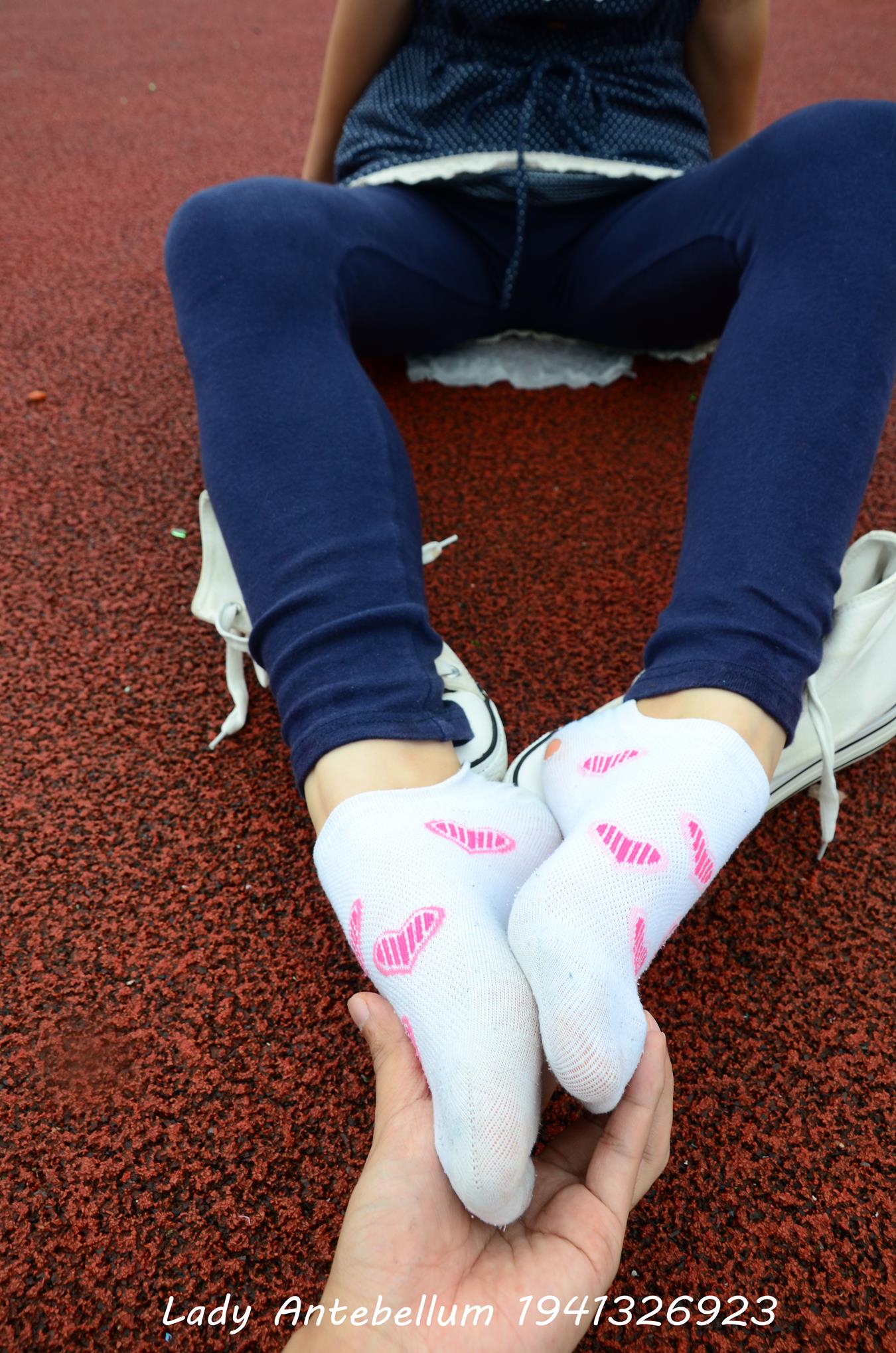 图片[41]-[战前女神] 美腿美足精品摄影套图 050 [117P] – 速更版-美库