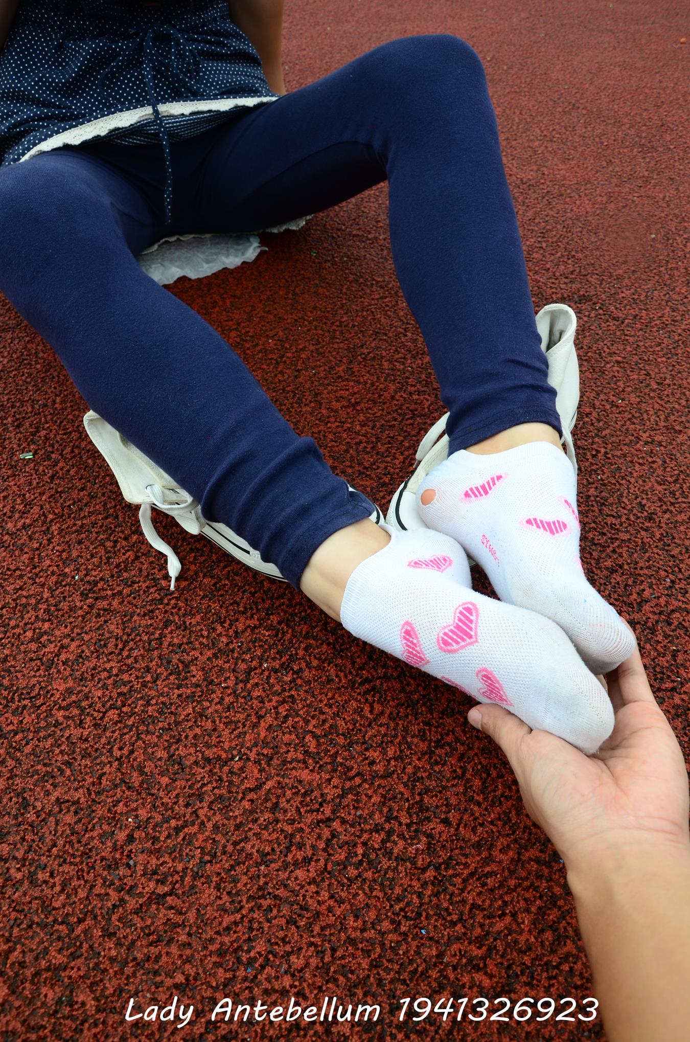 图片[43]-[战前女神] 美腿美足精品摄影套图 050 [117P] – 速更版-美库