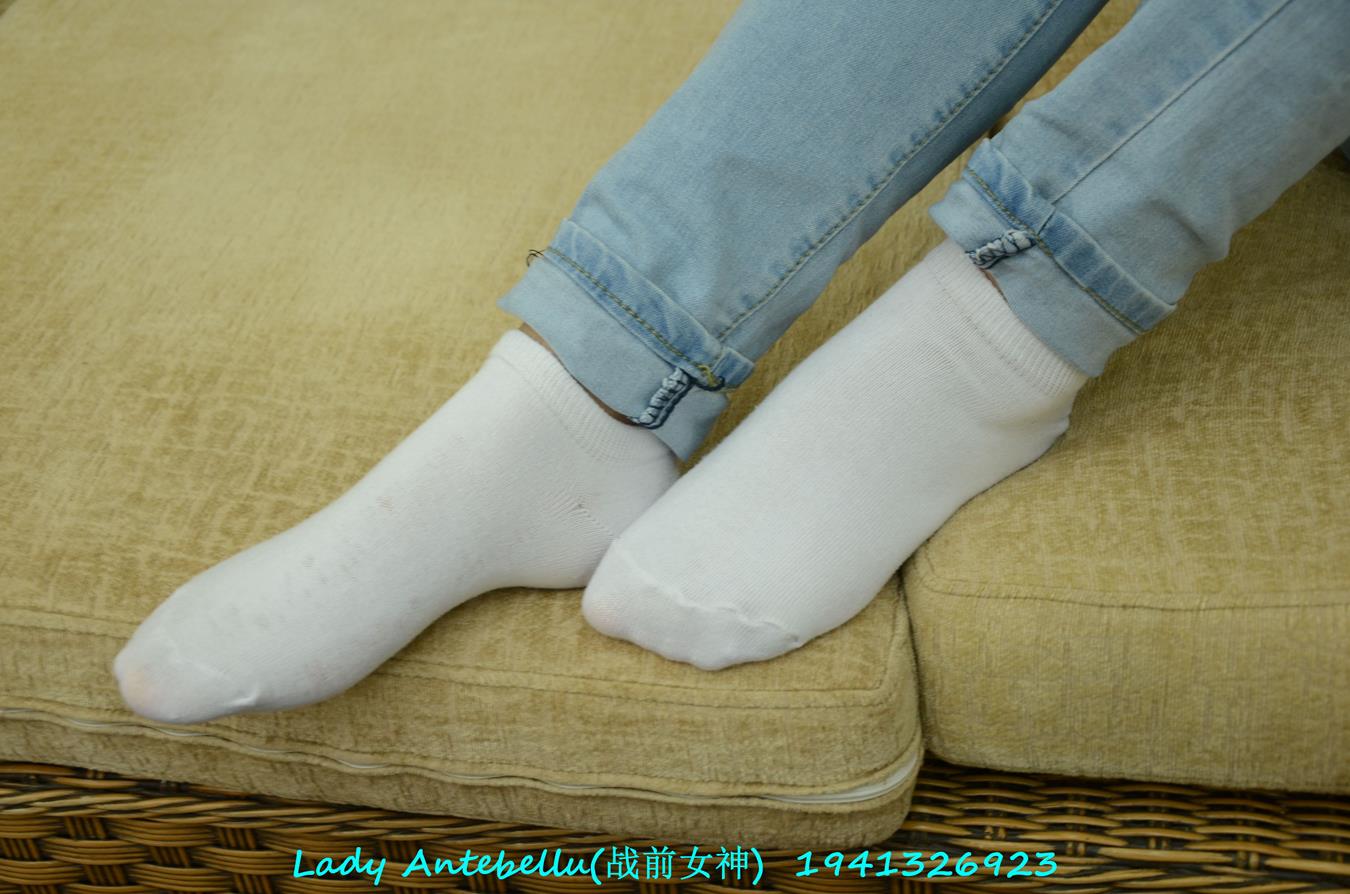 图片[81]-[战前女神] 美腿美足精品摄影套图 049 (1) [91P] – 速更版-美库