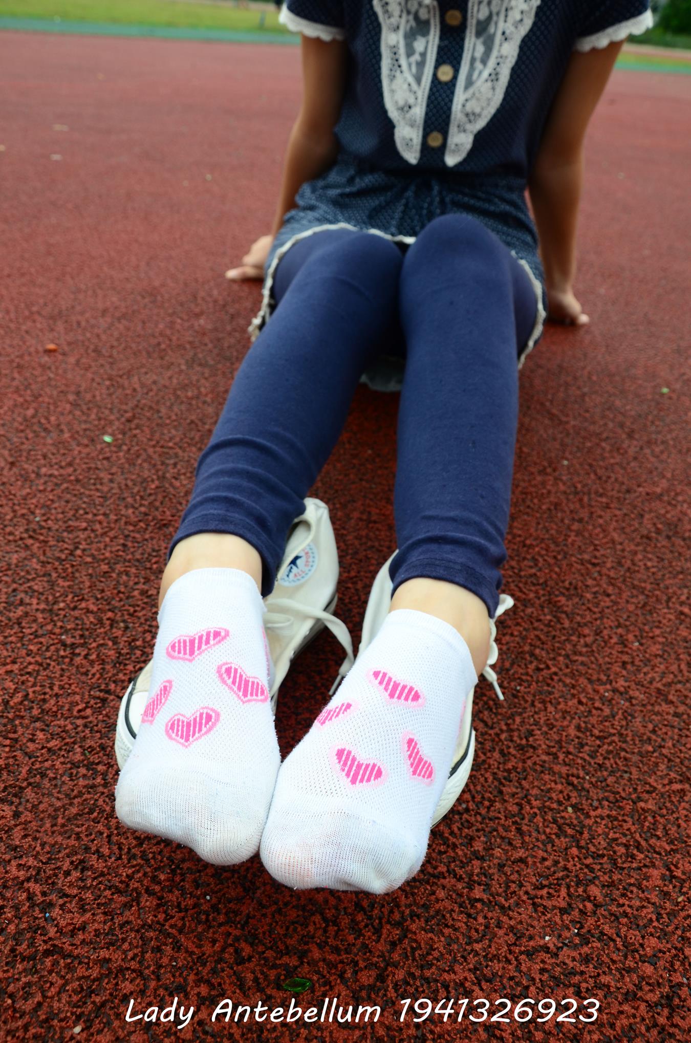 图片[53]-[战前女神] 美腿美足精品摄影套图 050 [117P] – 速更版-美库