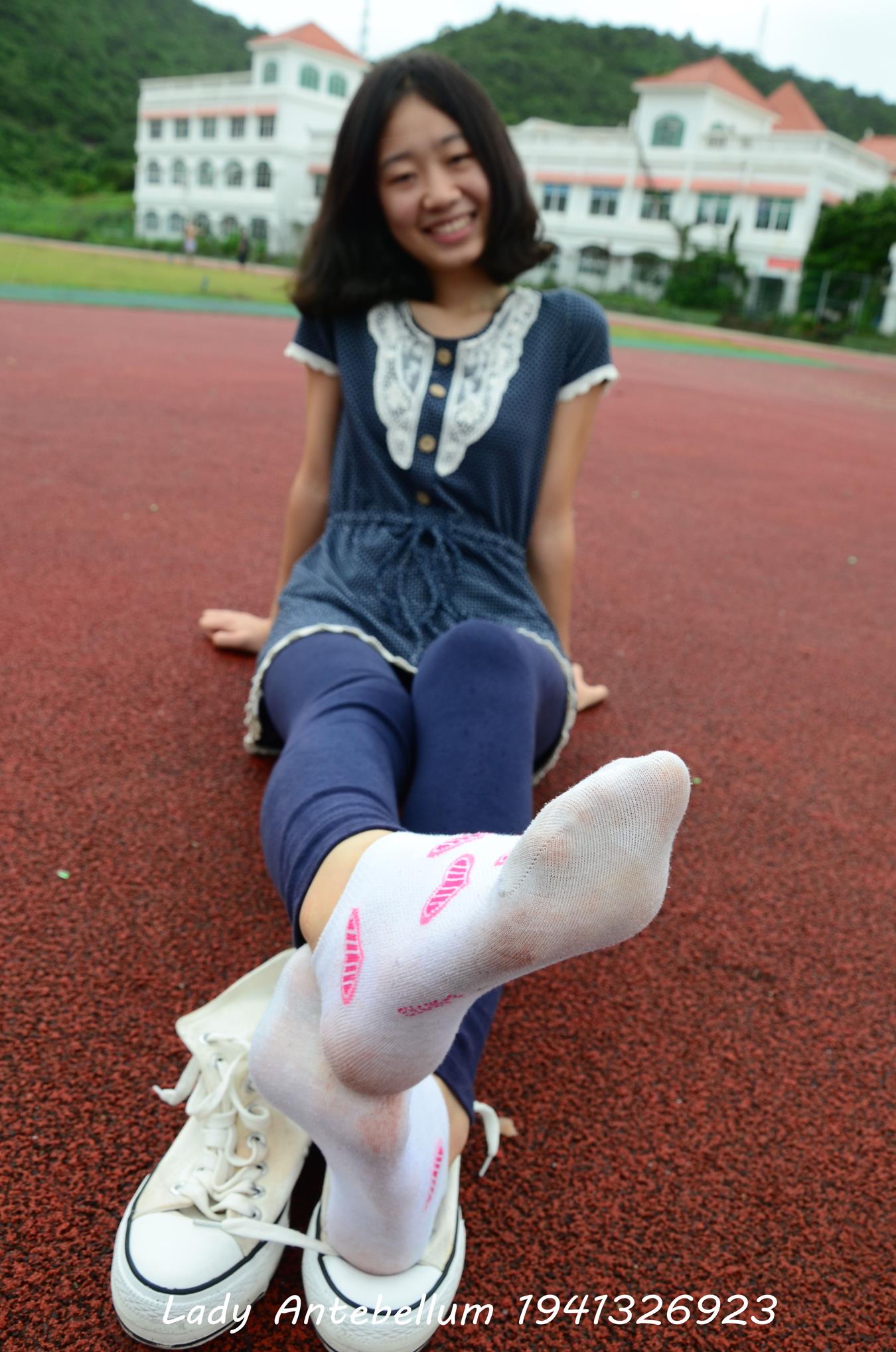 图片[61]-[战前女神] 美腿美足精品摄影套图 050 [117P] – 速更版-美库