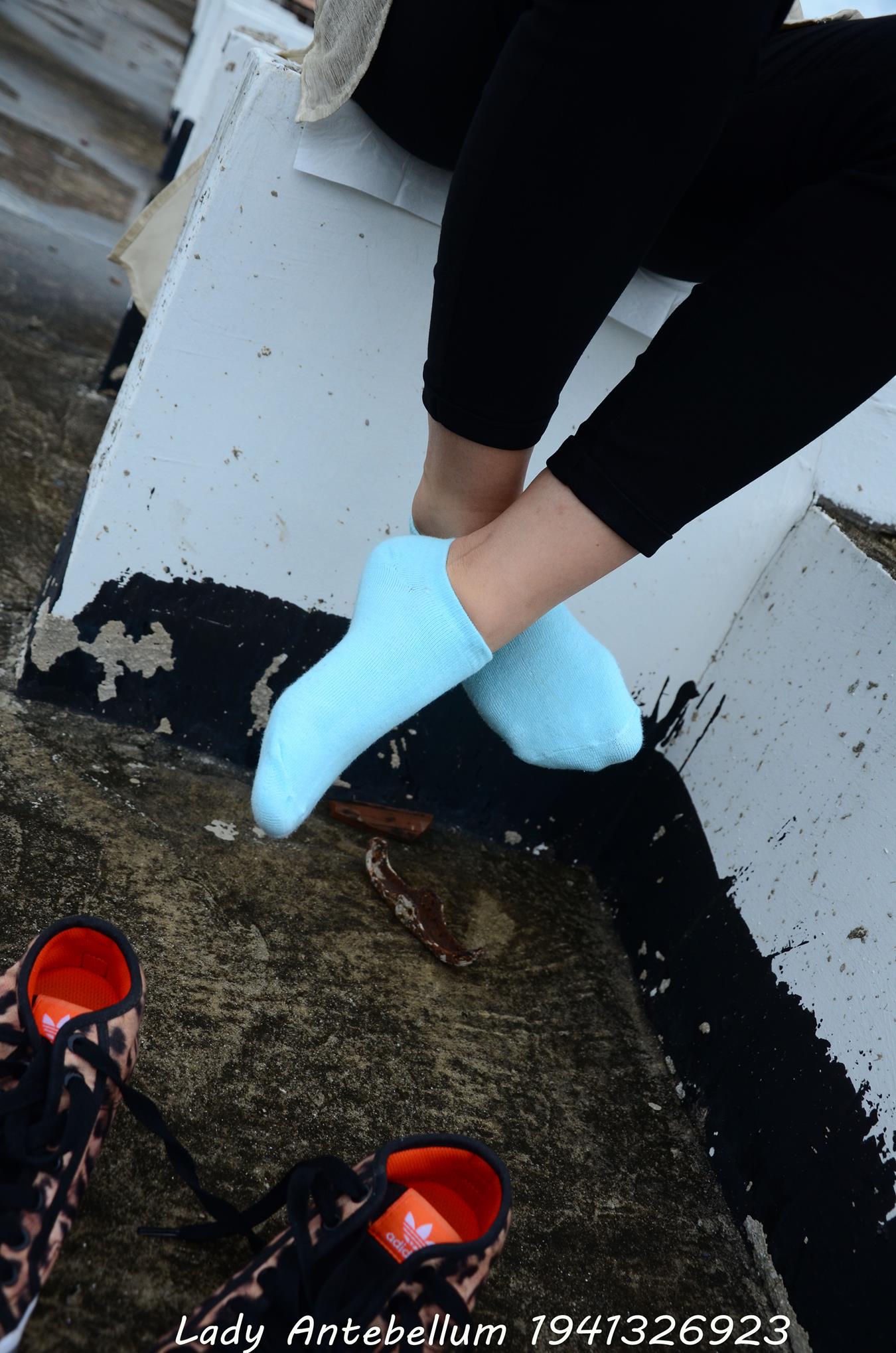 图片[12]-[战前女神] 美腿美足精品摄影套图 051 (2) [70P] – 速更版-美库