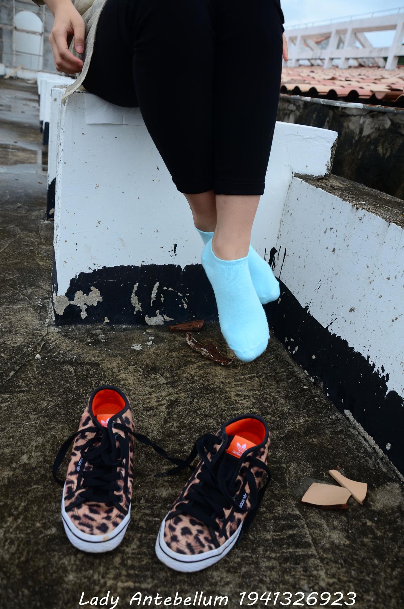 图片[13]-[战前女神] 美腿美足精品摄影套图 051 (2) [70P] – 速更版-美库