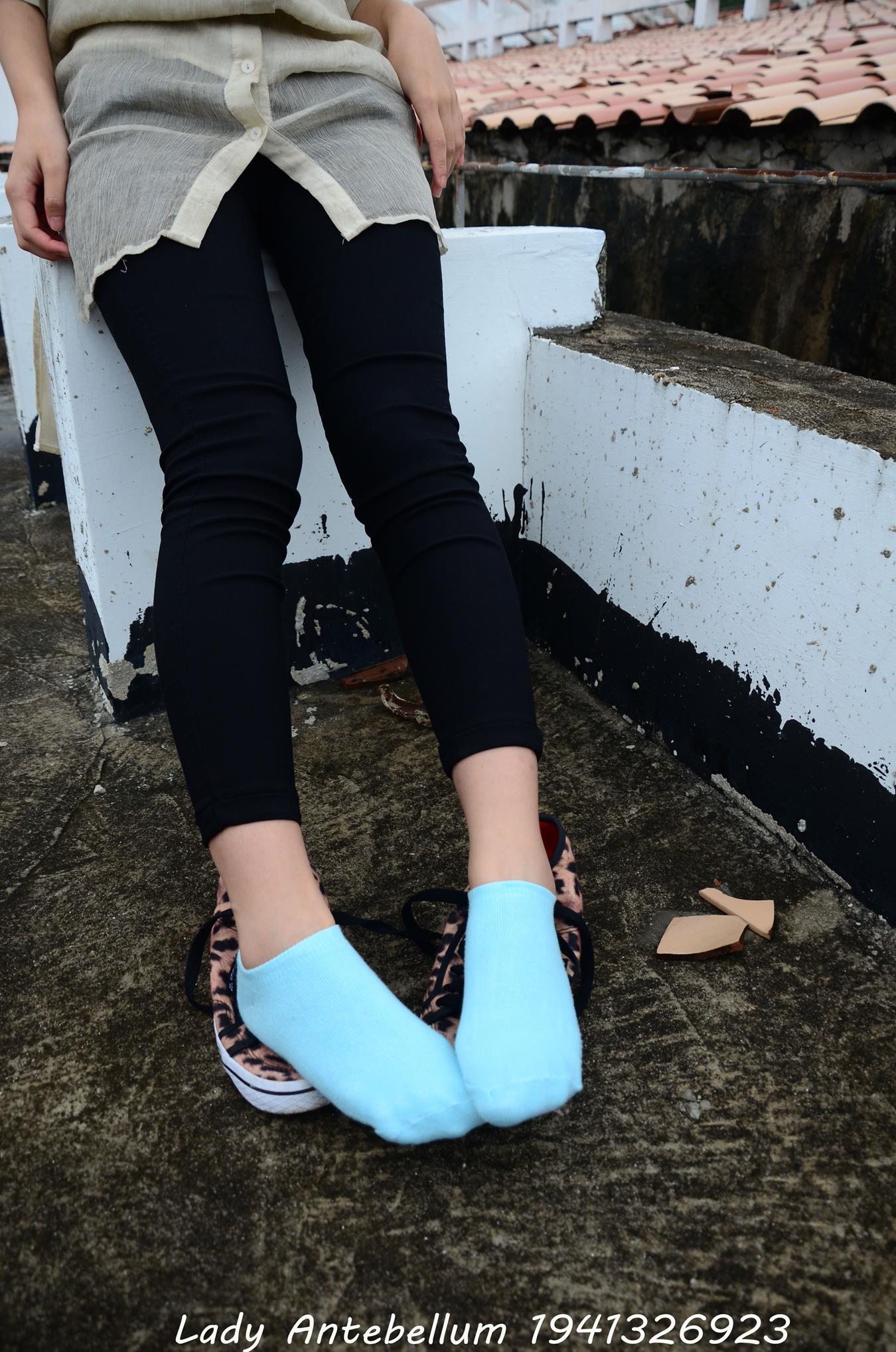 图片[16]-[战前女神] 美腿美足精品摄影套图 051 (2) [70P] – 速更版-美库