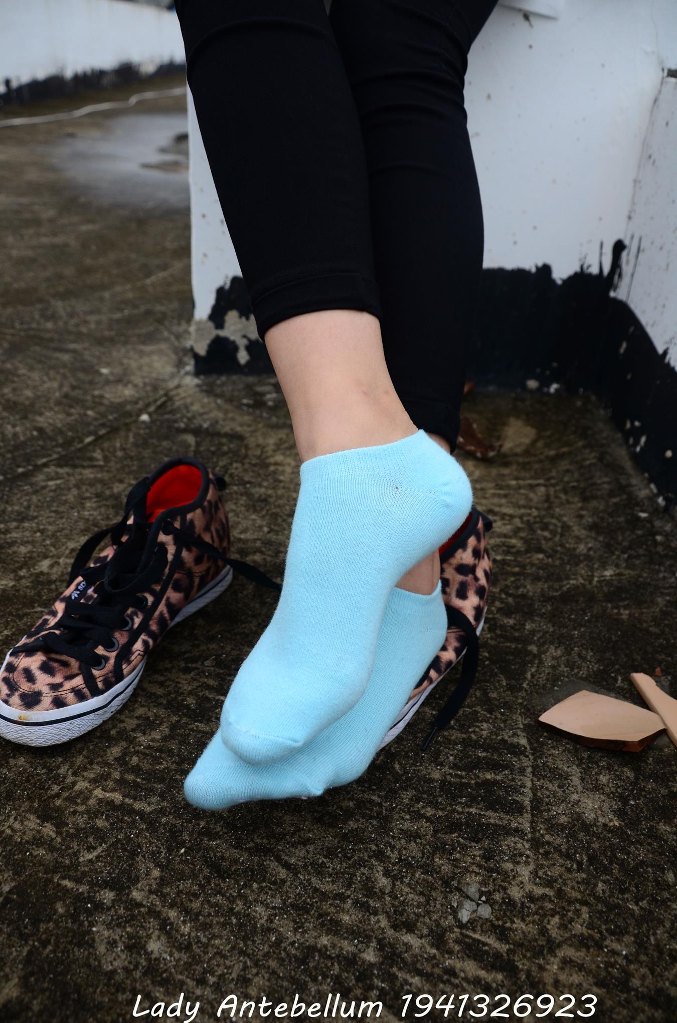 图片[20]-[战前女神] 美腿美足精品摄影套图 051 (2) [70P] – 速更版-美库