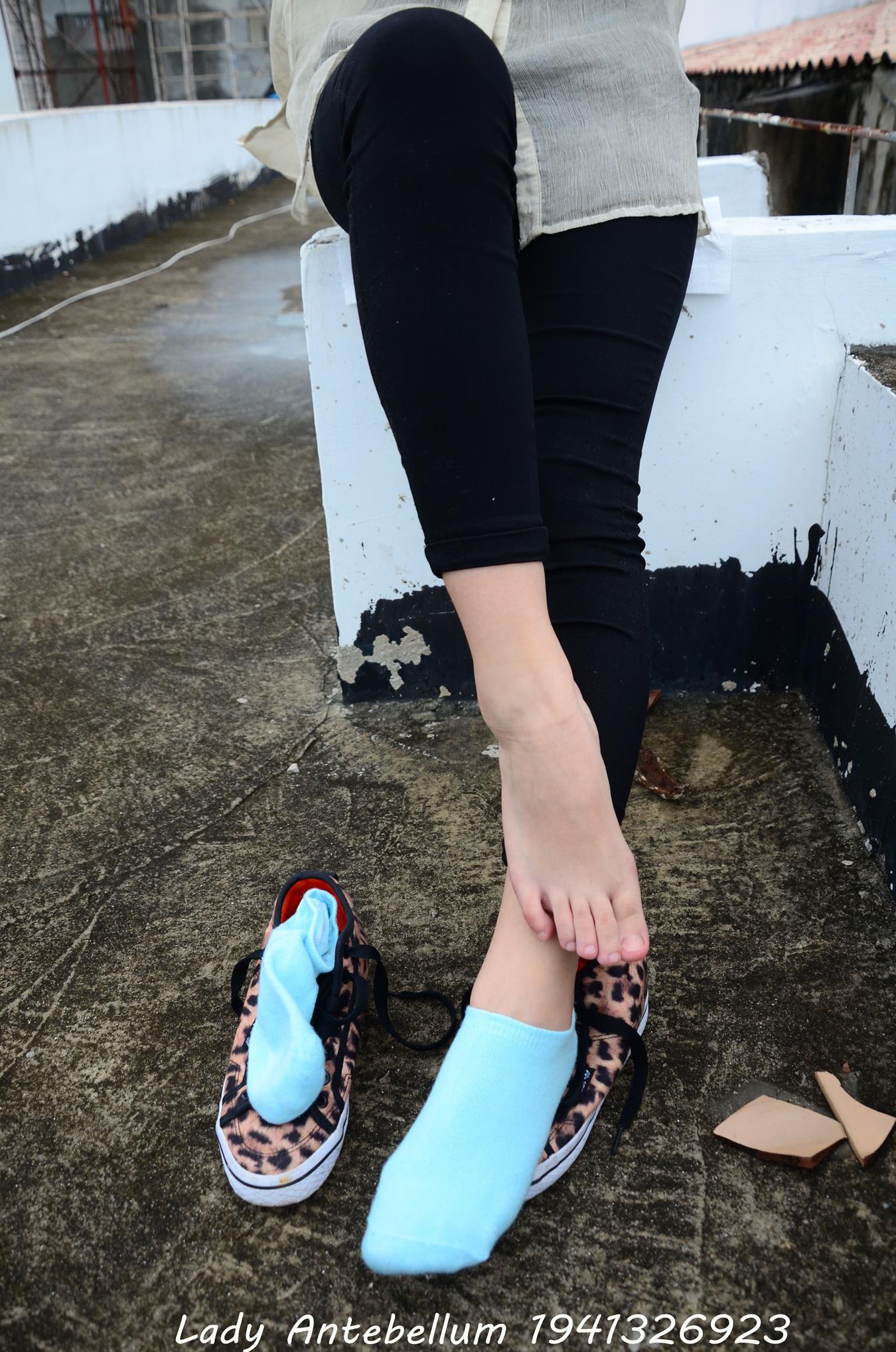 图片[47]-[战前女神] 美腿美足精品摄影套图 051 (2) [70P] – 速更版-美库