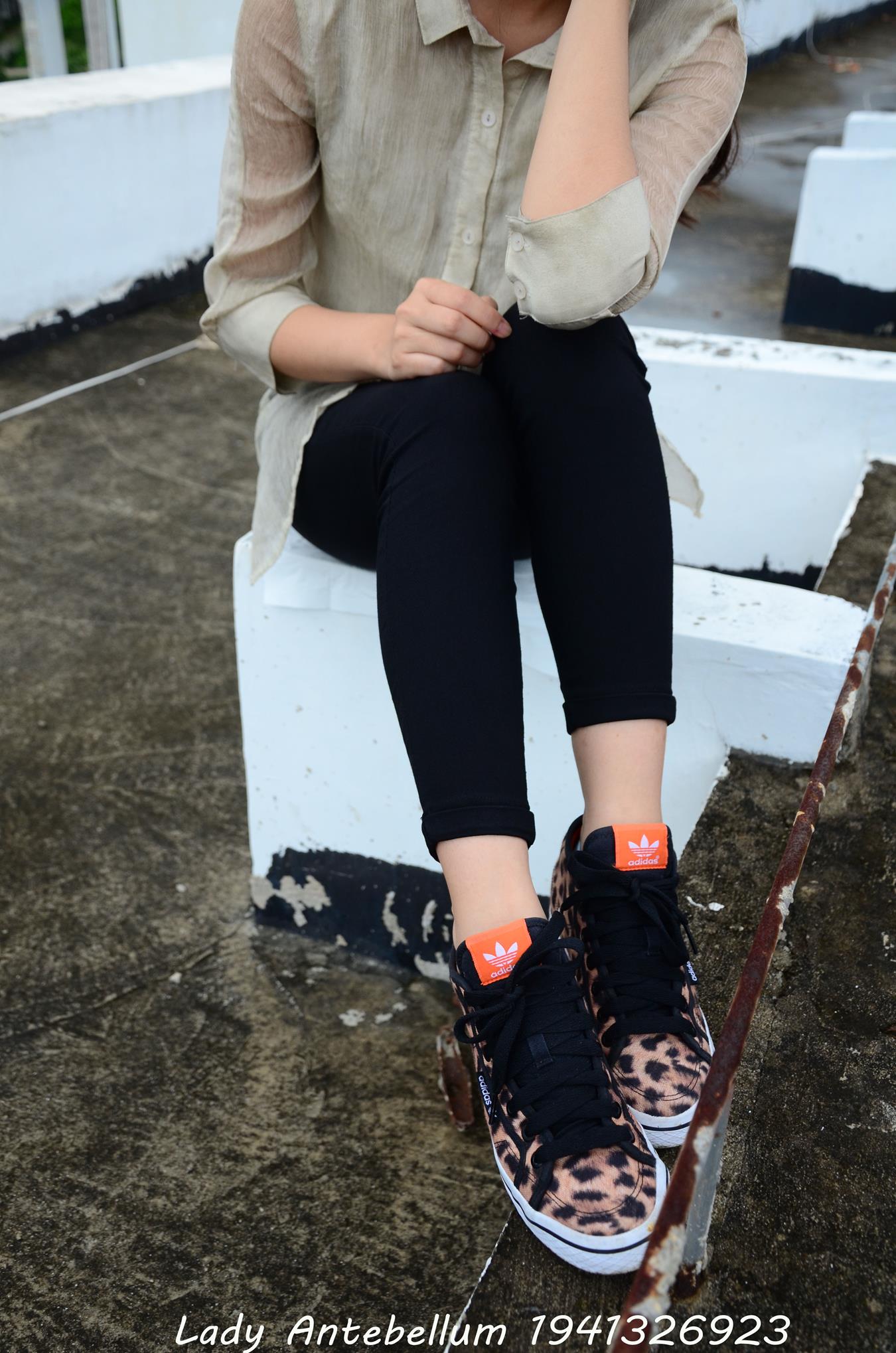 图片[51]-[战前女神] 美腿美足精品摄影套图 051 (1) [84P] – 速更版-美库