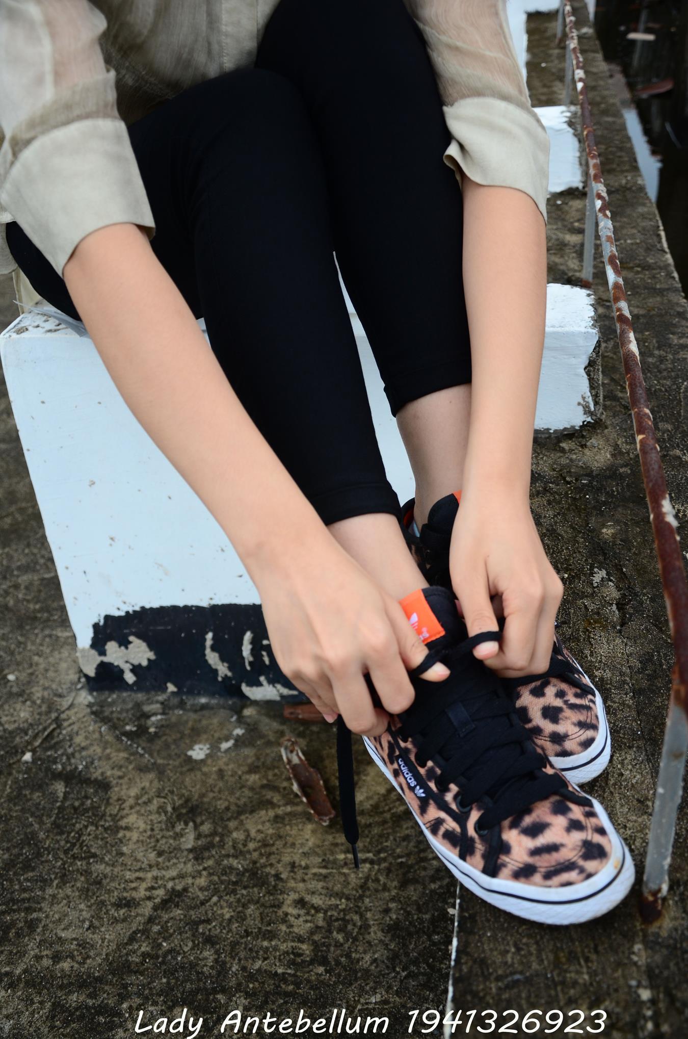 图片[55]-[战前女神] 美腿美足精品摄影套图 051 (1) [84P] – 速更版-美库