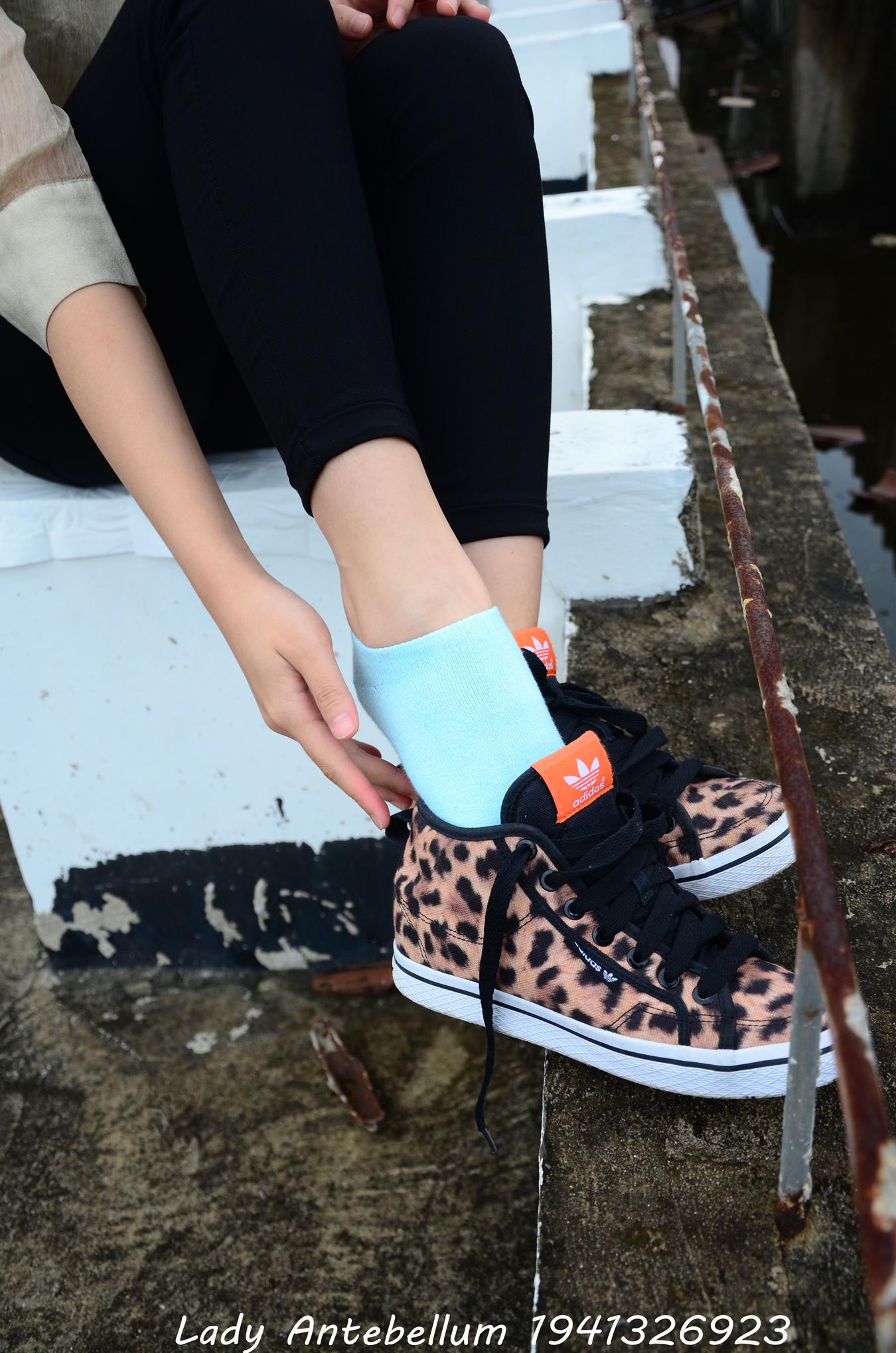 图片[58]-[战前女神] 美腿美足精品摄影套图 051 (1) [84P] – 速更版-美库