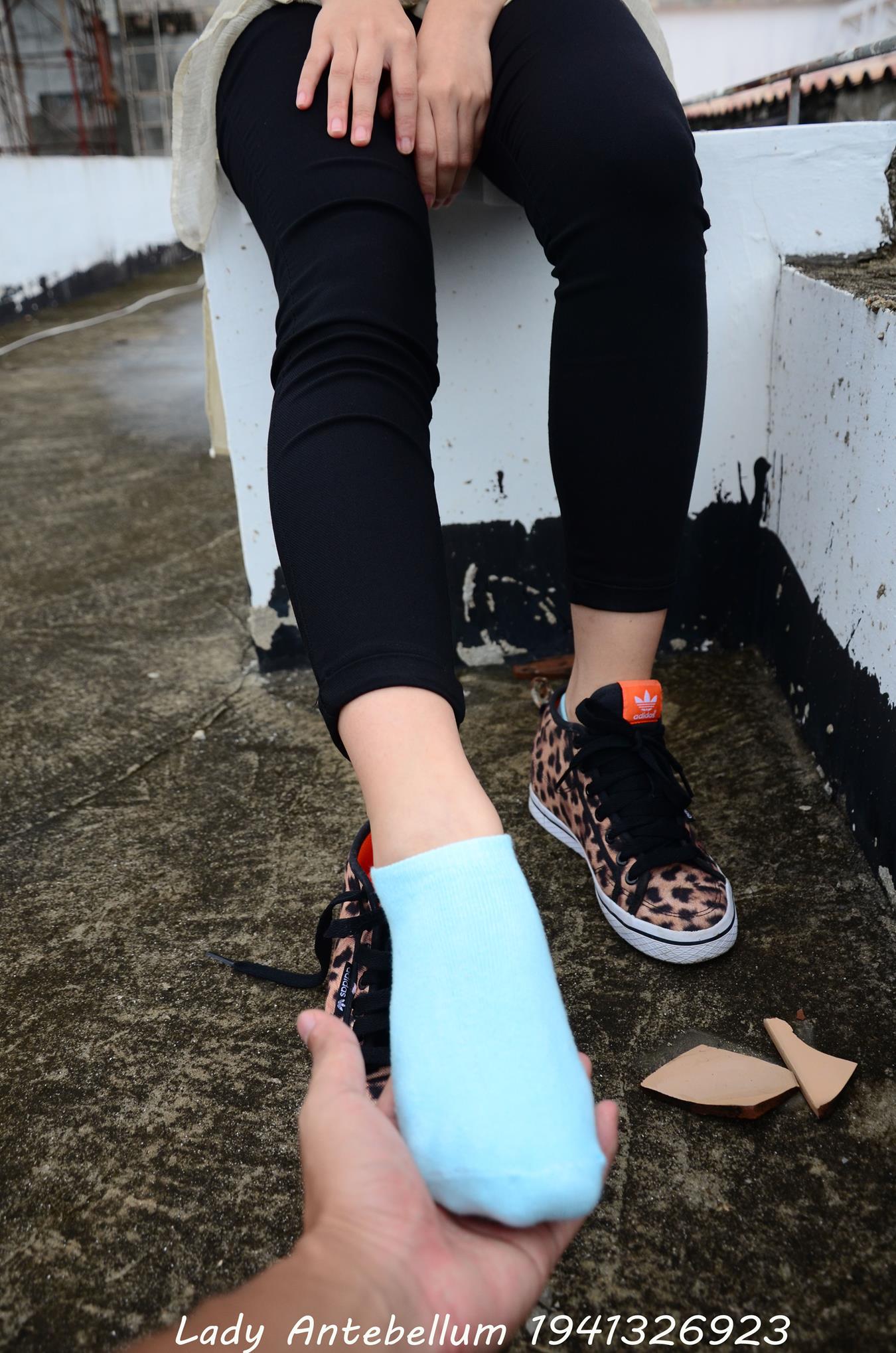 图片[62]-[战前女神] 美腿美足精品摄影套图 051 (1) [84P] – 速更版-美库