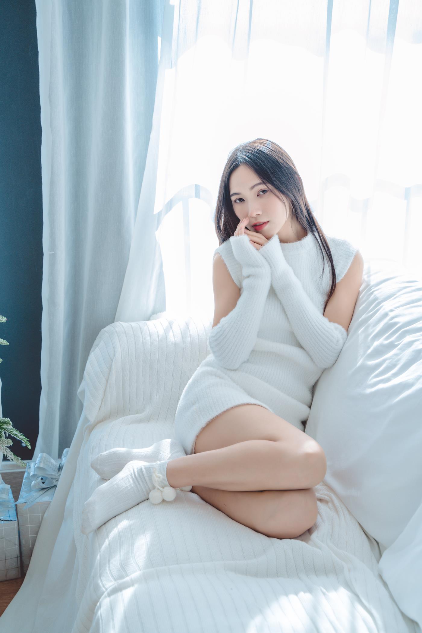 图片[10]-[YITUYU艺图语] 2022.02.11 纯白季节 老猪 [22P] – 速更版-美库