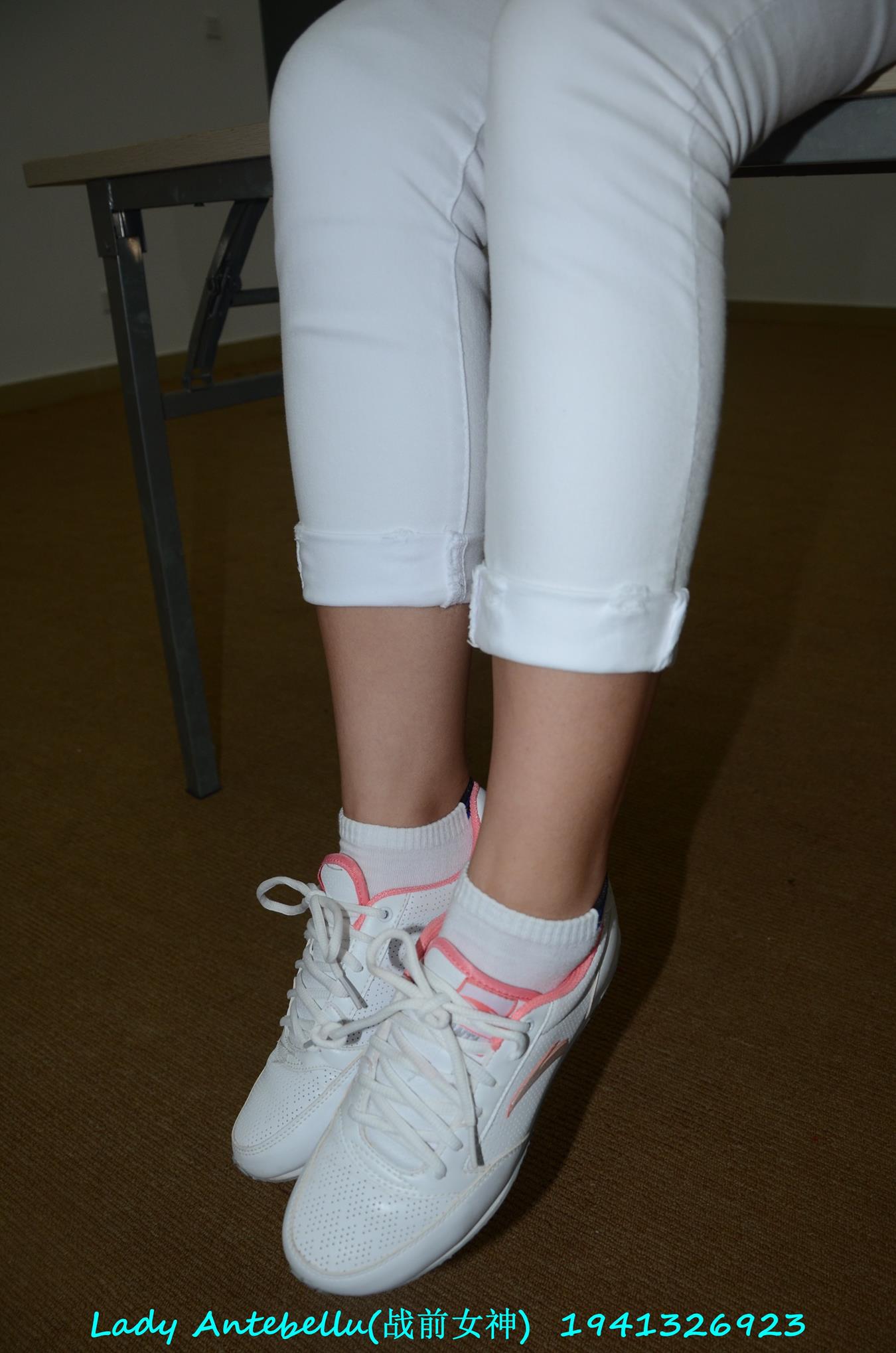 图片[13]-[战前女神] 美腿美足精品摄影套图 052 (1) [92P] – 速更版-美库