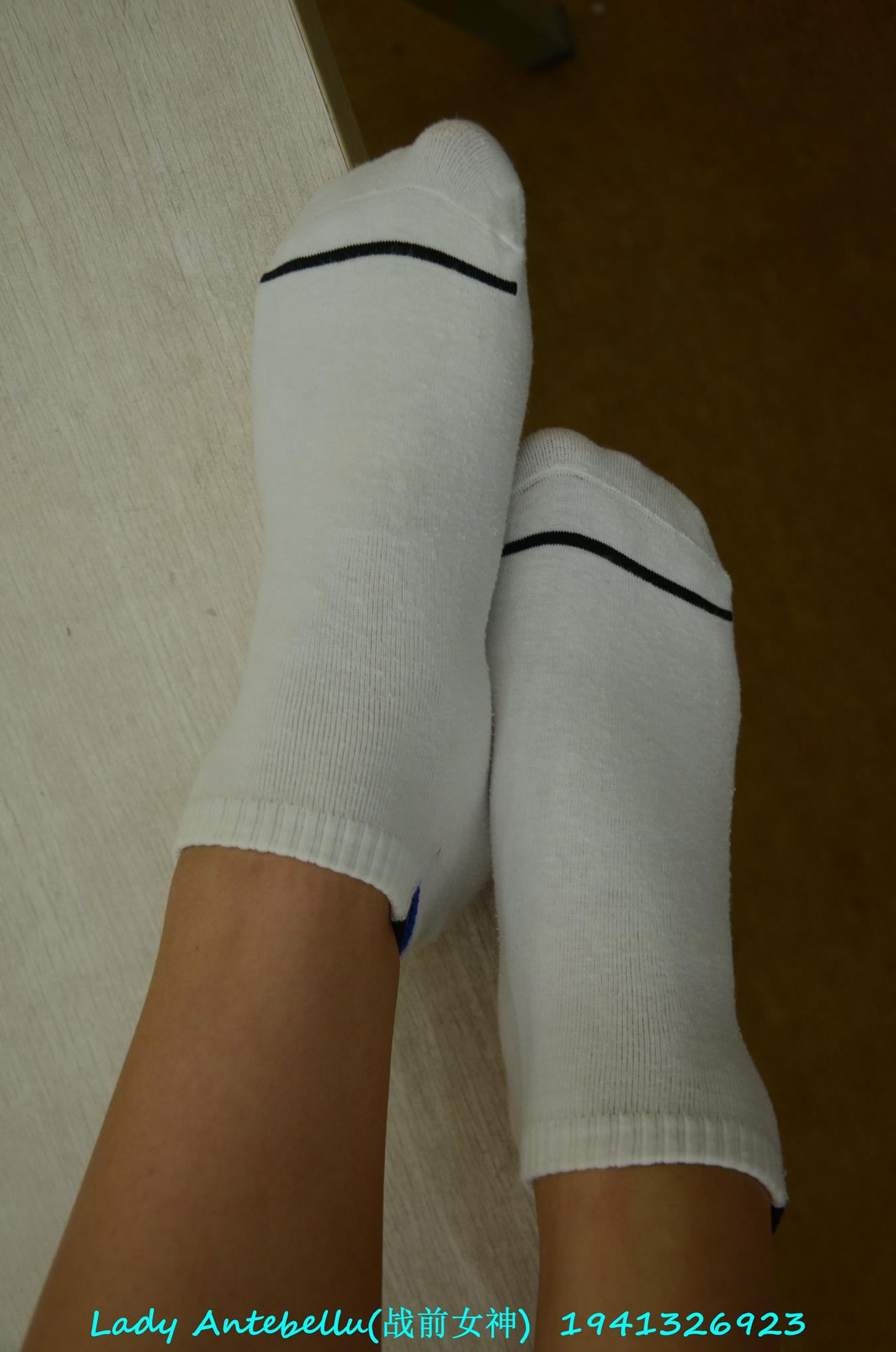 图片[21]-[战前女神] 美腿美足精品摄影套图 052 (2) [87P] – 速更版-美库