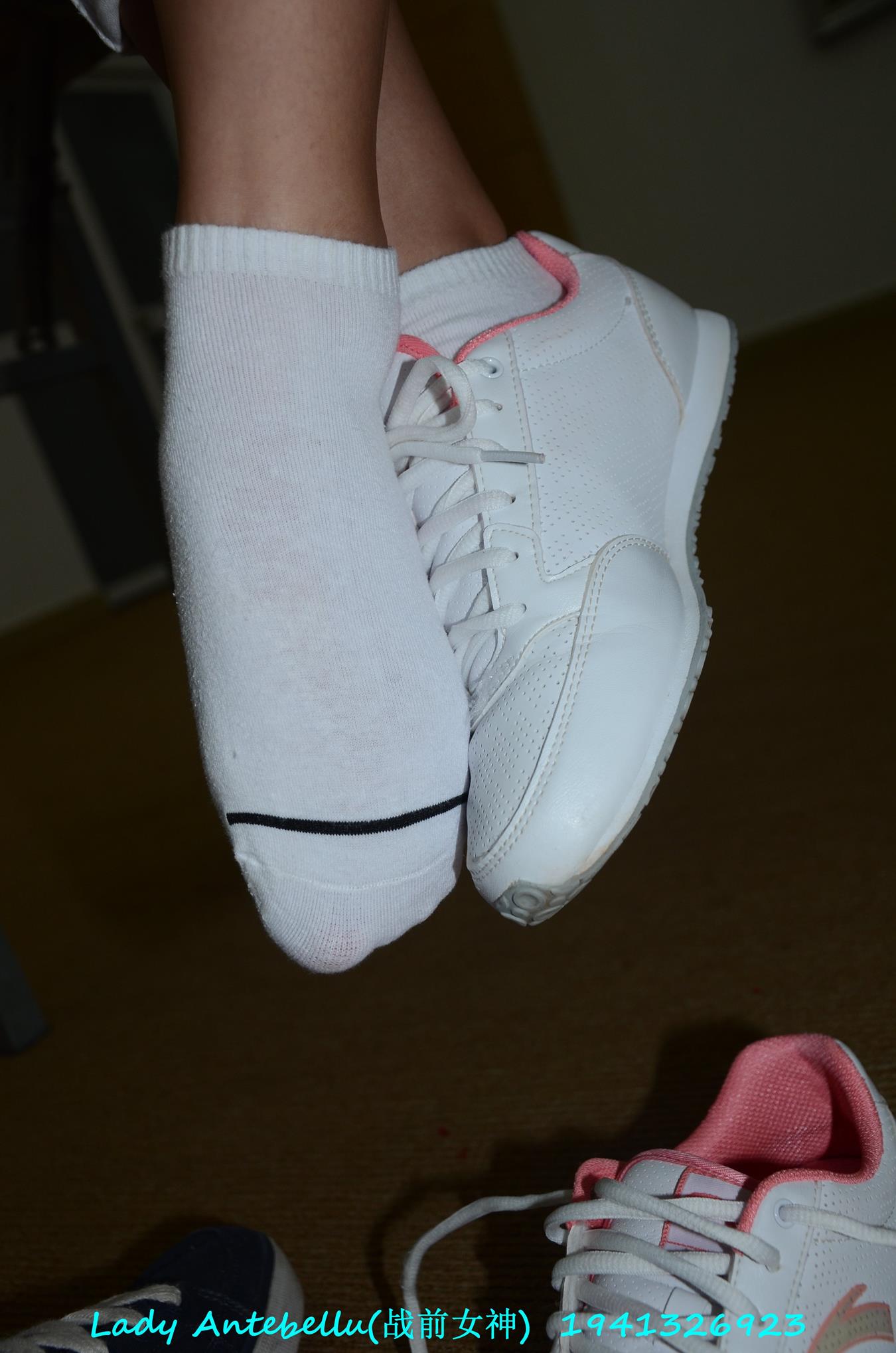 图片[30]-[战前女神] 美腿美足精品摄影套图 052 (1) [92P] – 速更版-美库