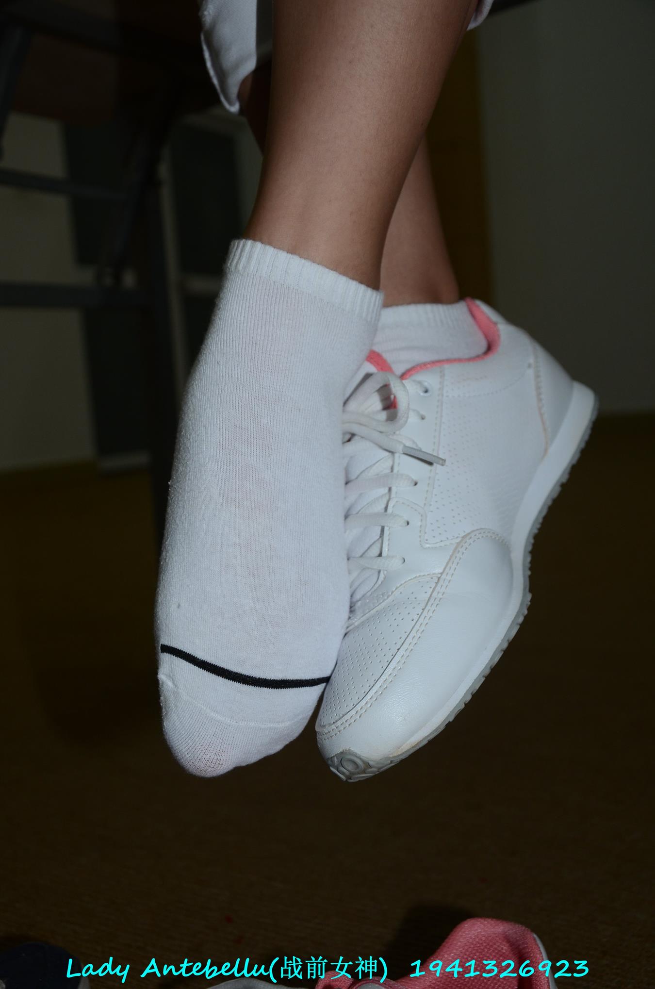 图片[31]-[战前女神] 美腿美足精品摄影套图 052 (1) [92P] – 速更版-美库