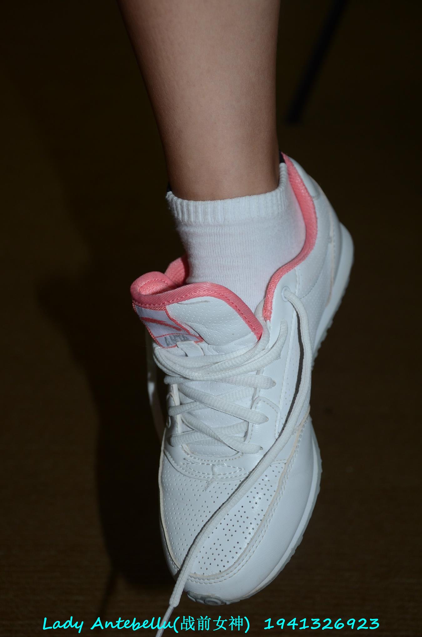 图片[37]-[战前女神] 美腿美足精品摄影套图 052 (1) [92P] – 速更版-美库