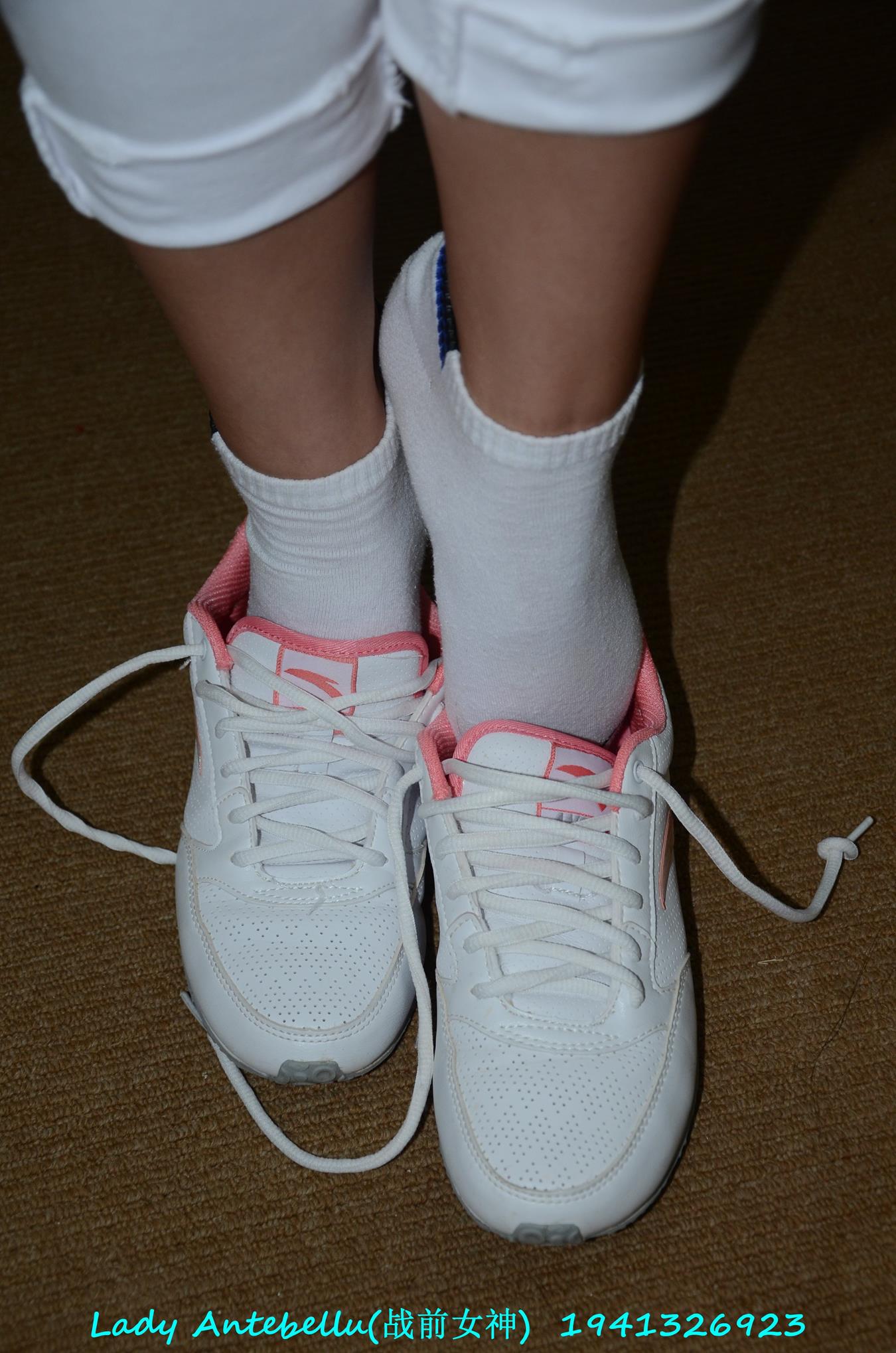 图片[53]-[战前女神] 美腿美足精品摄影套图 052 (1) [92P] – 速更版-美库