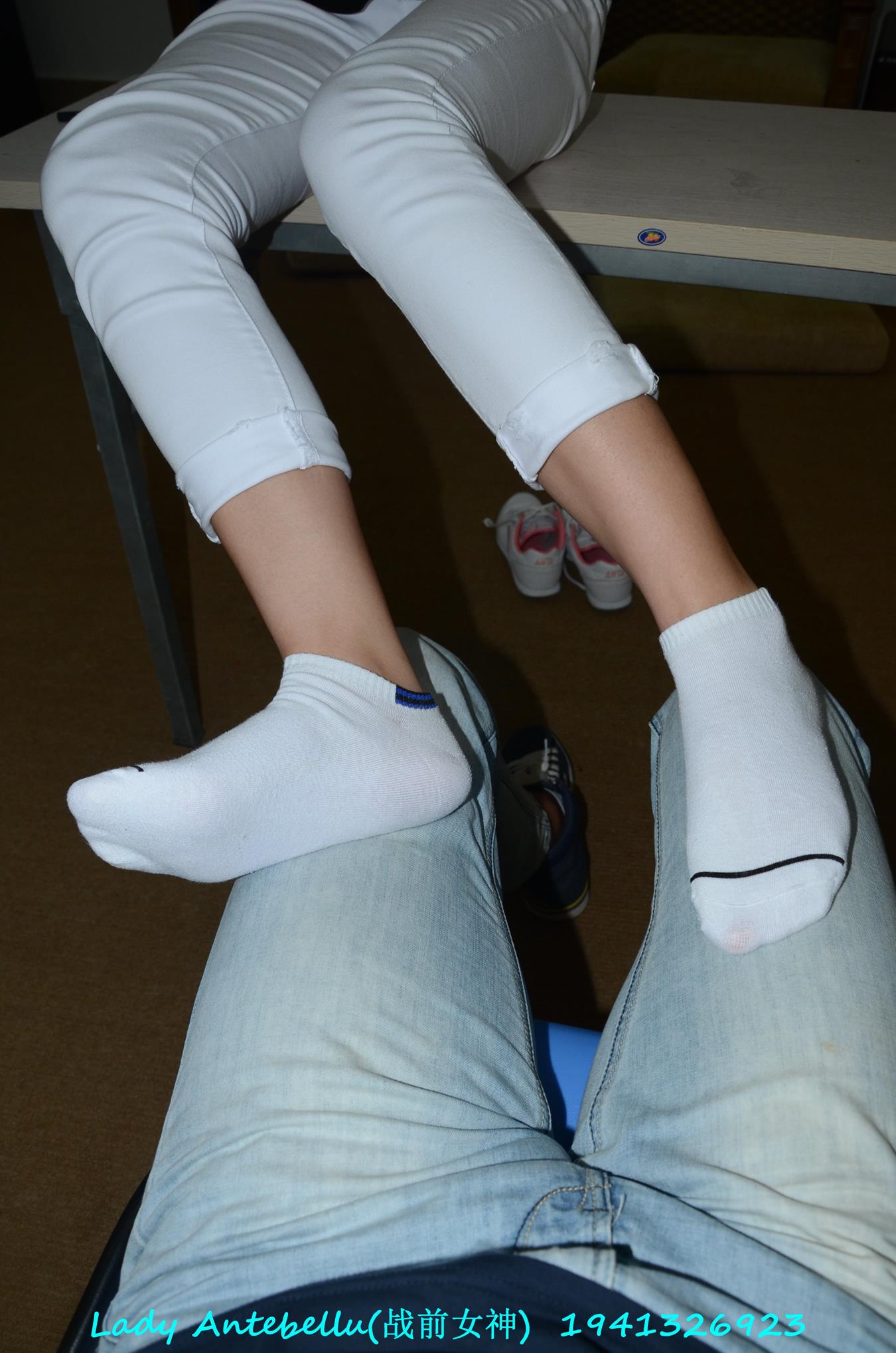 图片[54]-[战前女神] 美腿美足精品摄影套图 052 (2) [87P] – 速更版-美库