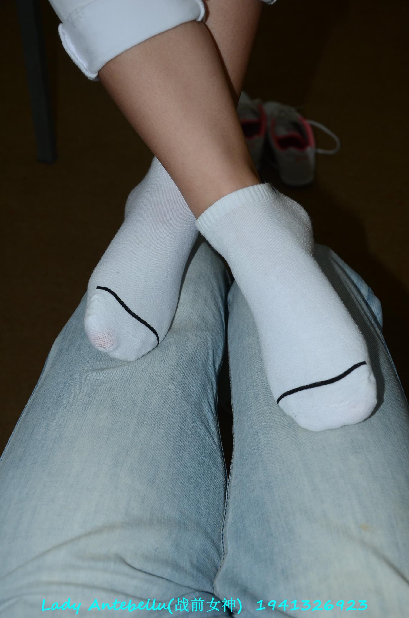 图片[57]-[战前女神] 美腿美足精品摄影套图 052 (2) [87P] – 速更版-美库