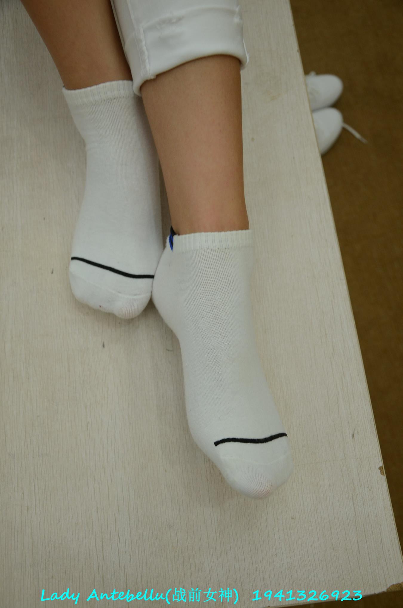 图片[76]-[战前女神] 美腿美足精品摄影套图 052 (1) [92P] – 速更版-美库