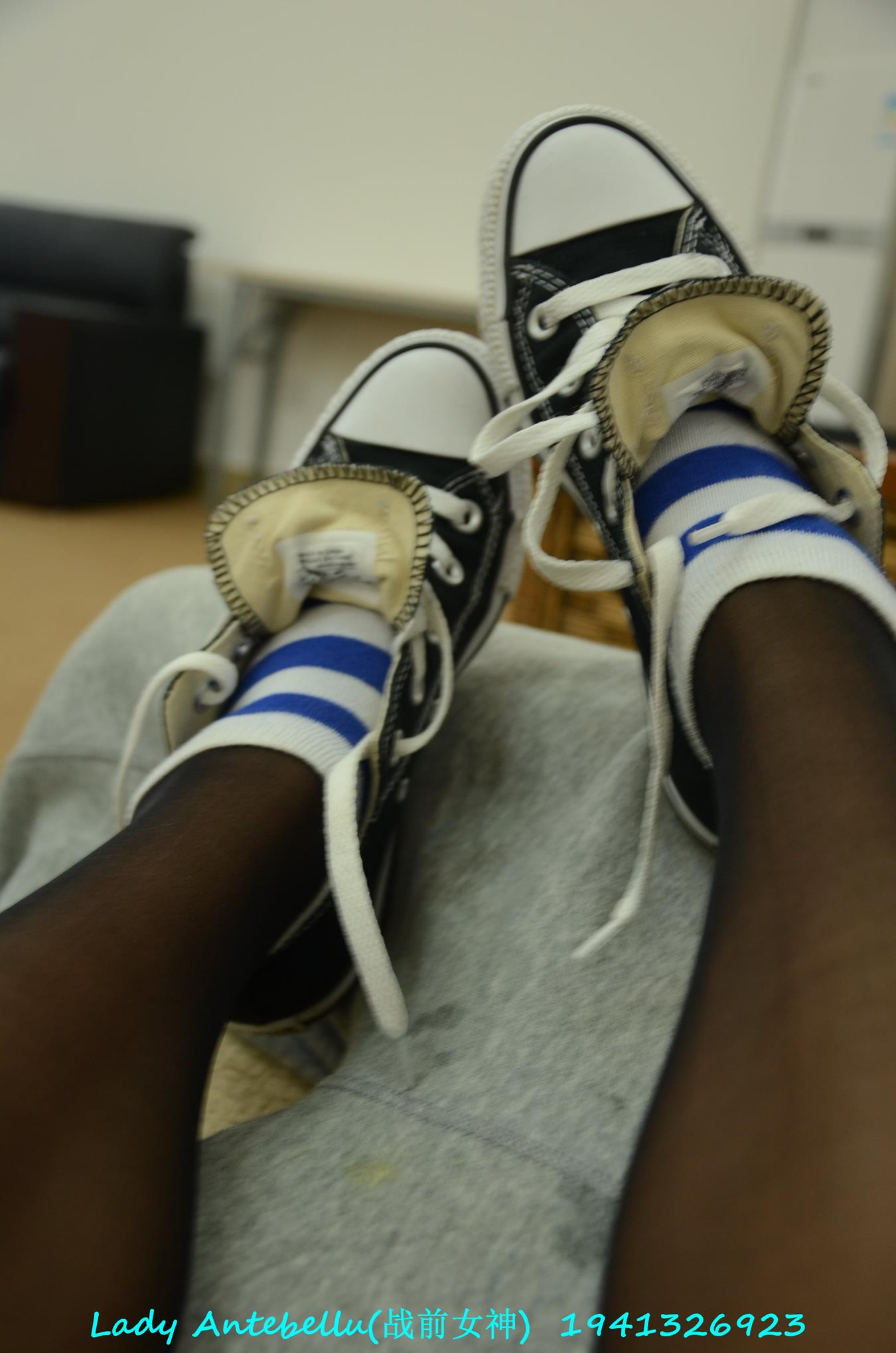 图片[71]-[战前女神] 美腿美足精品摄影套图 053 (1) [100P] – 速更版-美库