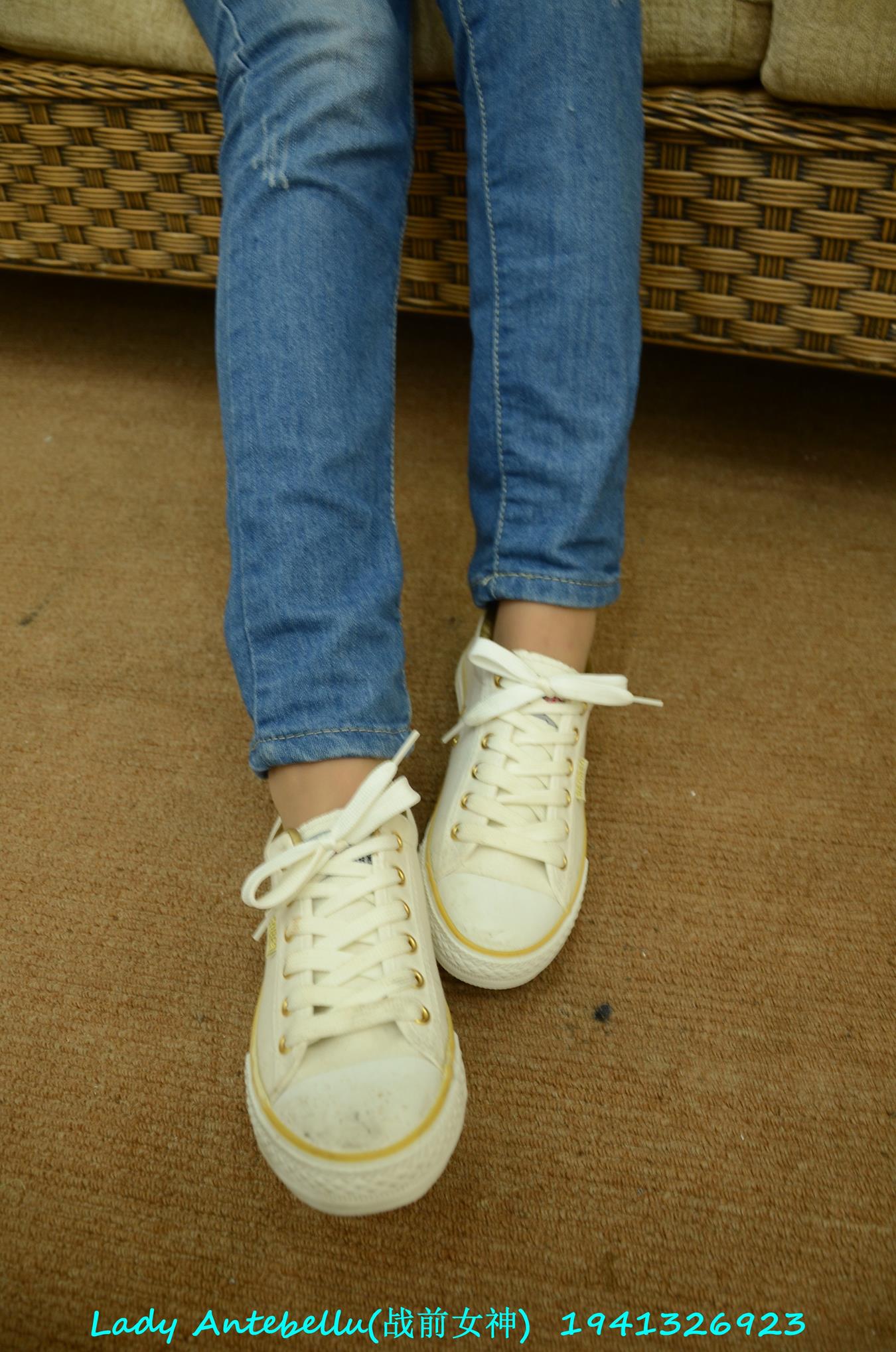 图片[18]-[战前女神] 美腿美足精品摄影套图 054 (1) [72P] – 速更版-美库