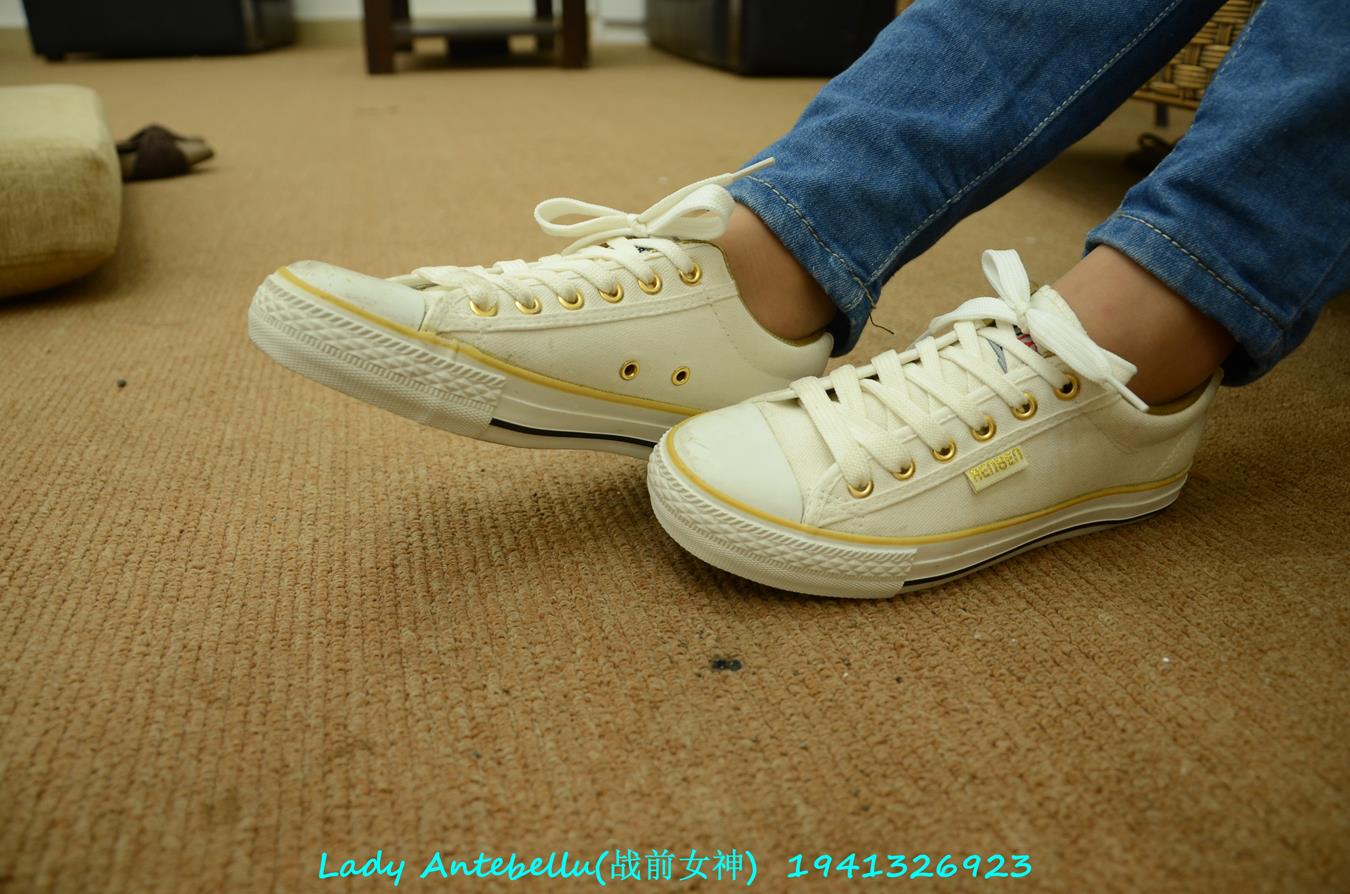 图片[20]-[战前女神] 美腿美足精品摄影套图 054 (1) [72P] – 速更版-美库