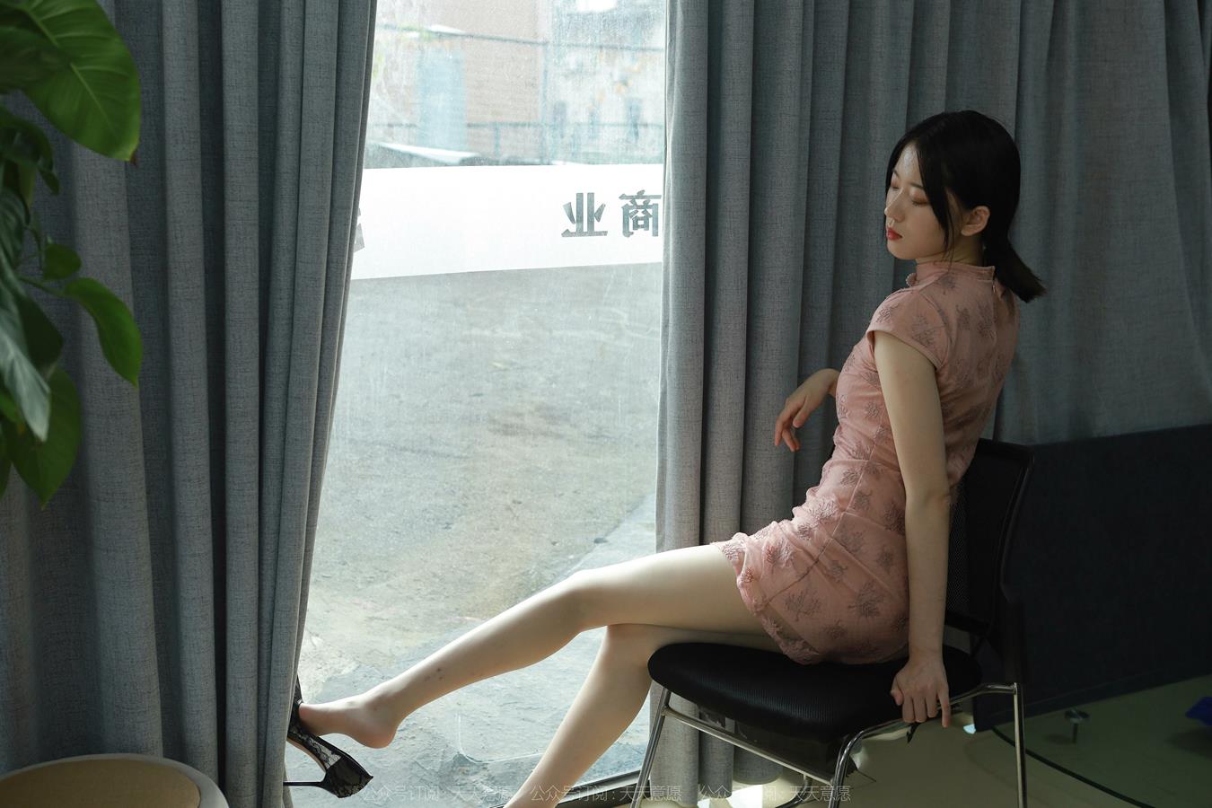 图片[40]-[IESS异思趣向] 耽丝 220922红龙 [80P] – 速更版-美库