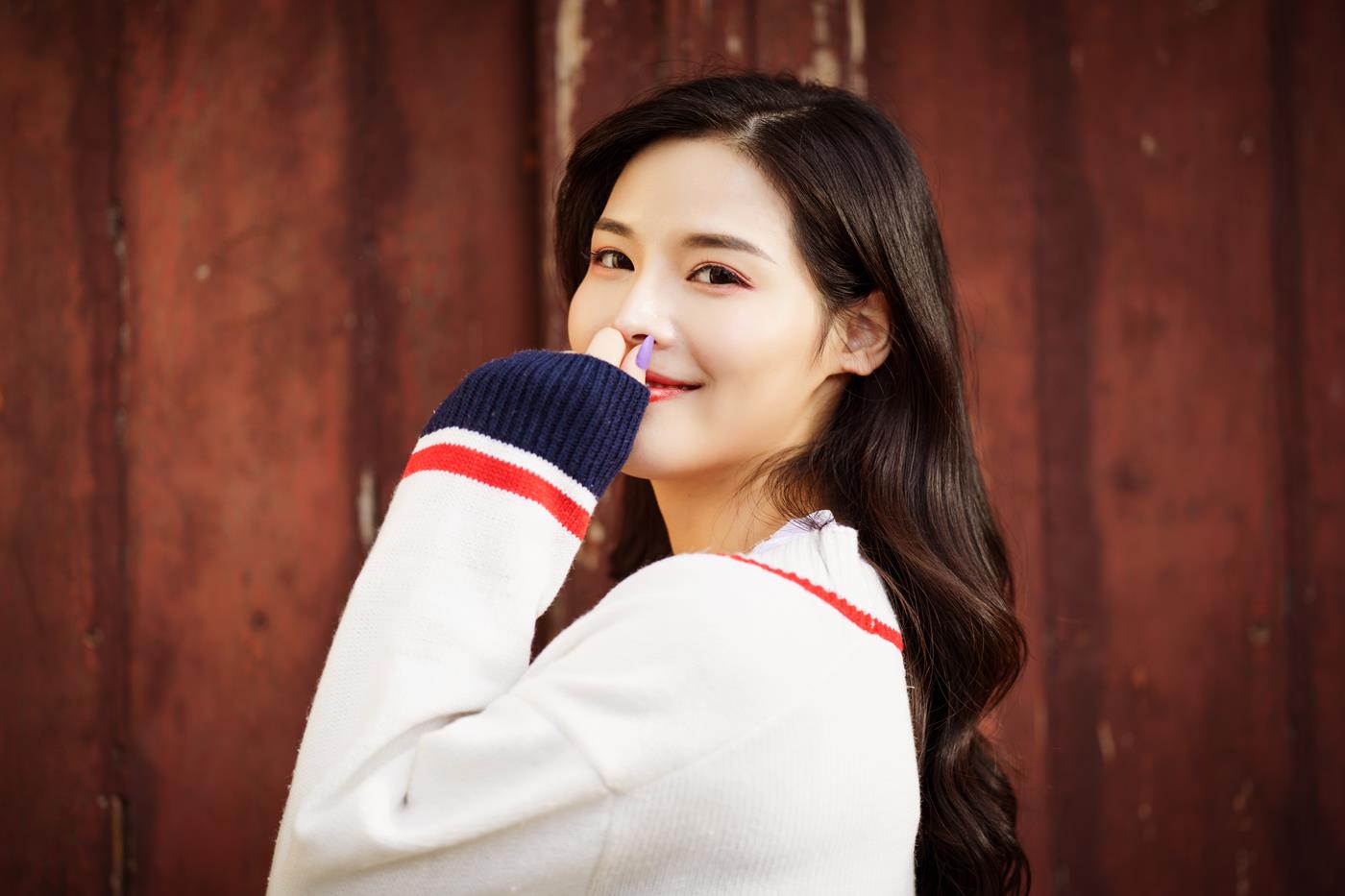 图片[16]-[YITUYU艺图语] 2022.02.12 音乐学院斑驳的光影 小容 [41P] – 速更版-美库