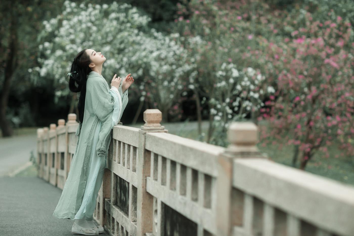 图片[28]-[YITUYU艺图语] 2022.02.12 你是人间四月天 歪歪 [46P] – 速更版-美库