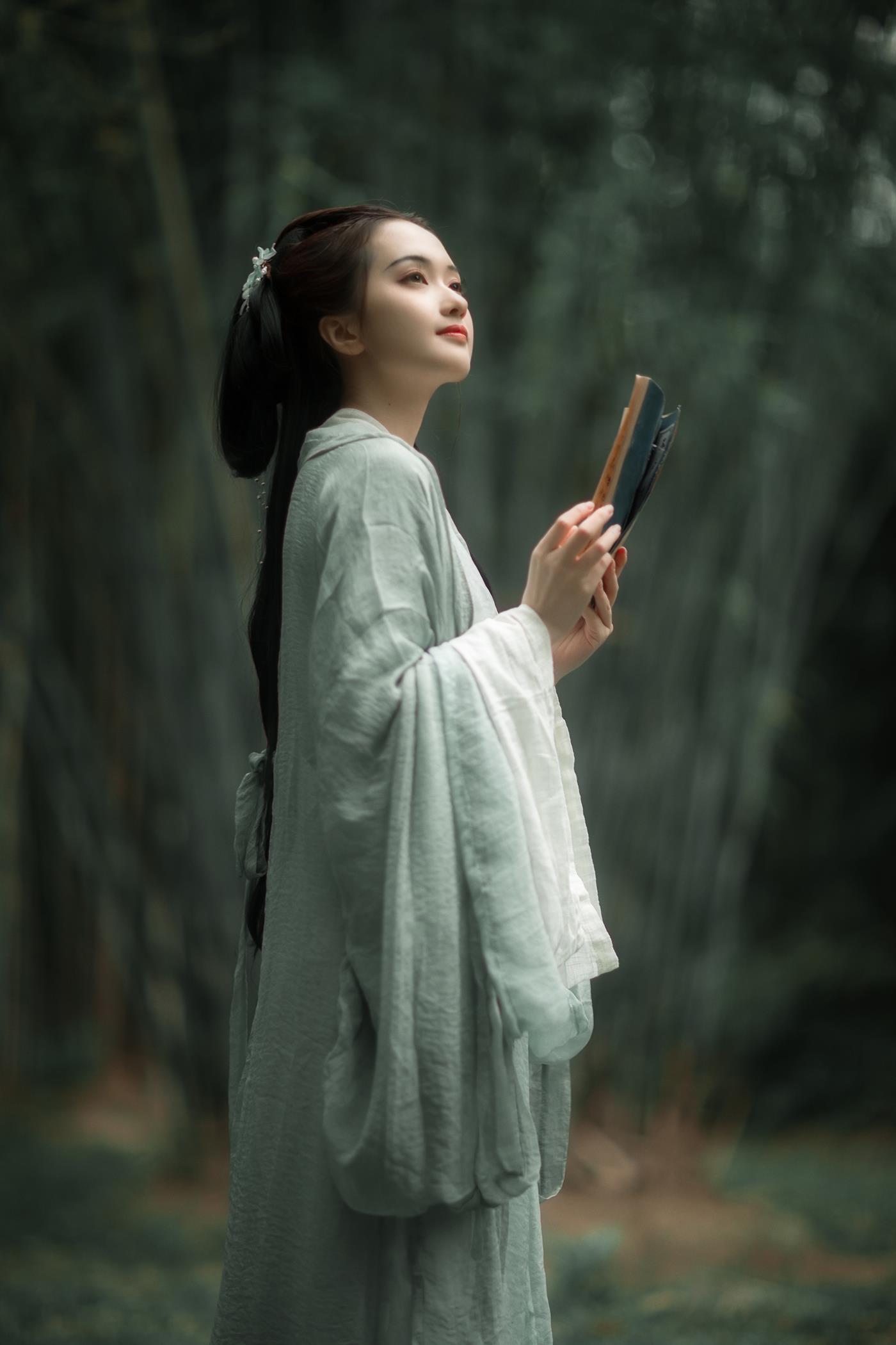 图片[39]-[YITUYU艺图语] 2022.02.12 你是人间四月天 歪歪 [46P] – 速更版-美库