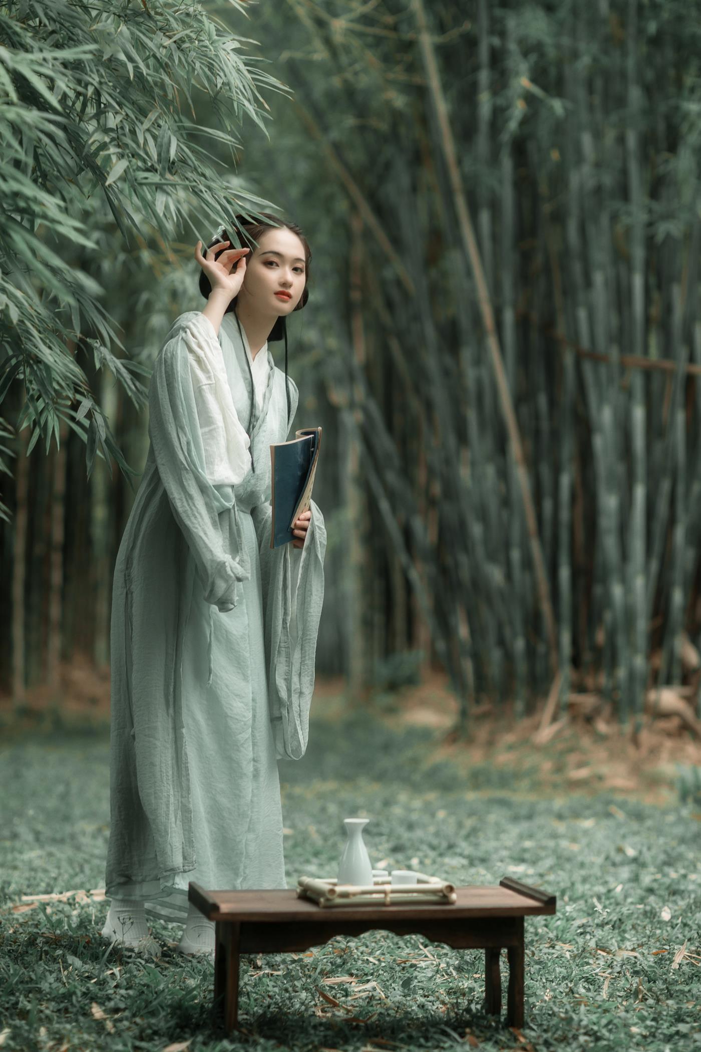 图片[44]-[YITUYU艺图语] 2022.02.12 你是人间四月天 歪歪 [46P] – 速更版-美库