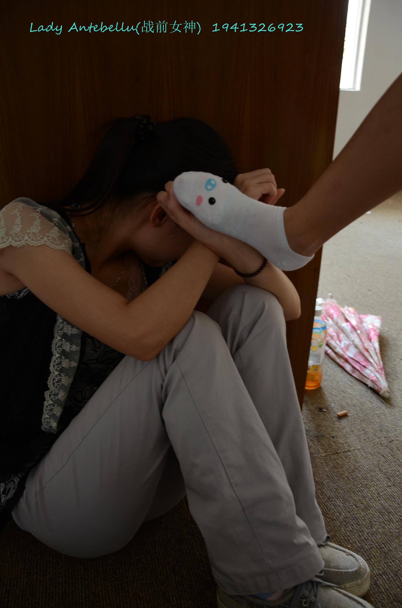 图片[18]-[战前女神] 美腿美足精品摄影套图 055 (1) [84P] – 速更版-美库