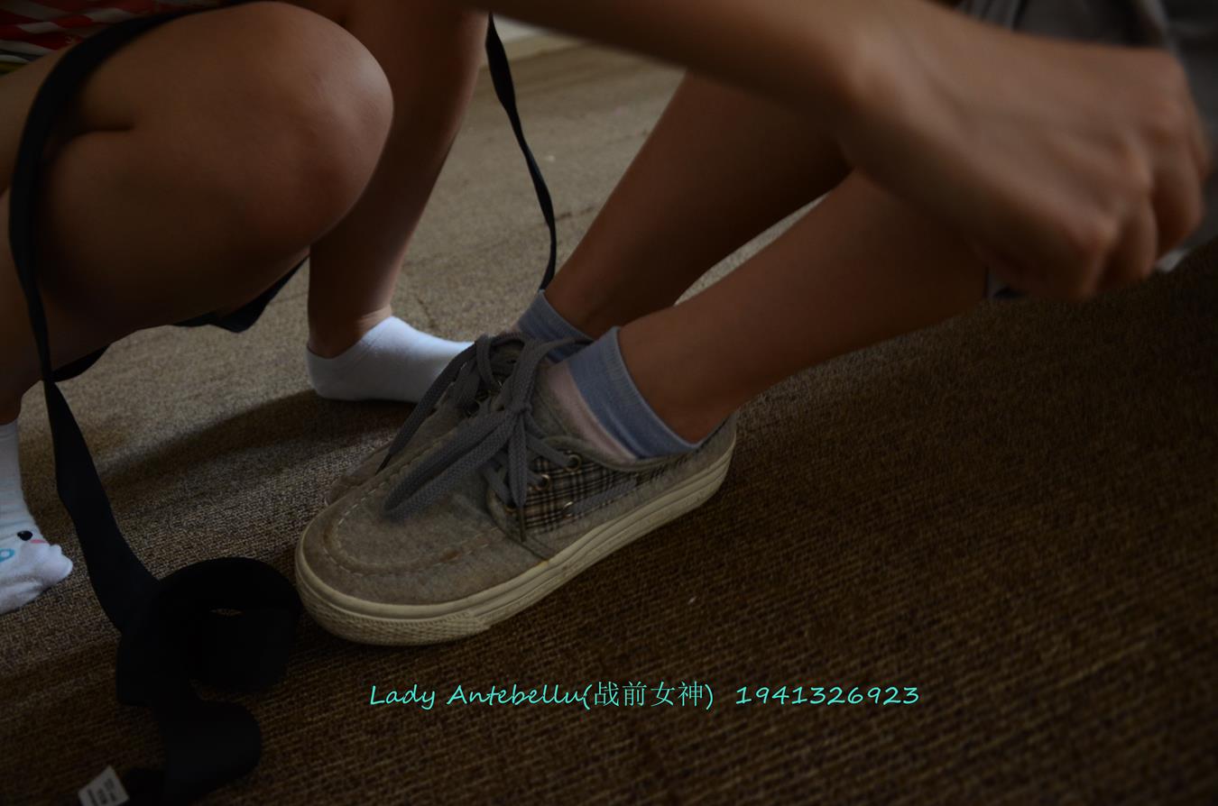 图片[40]-[战前女神] 美腿美足精品摄影套图 055 (1) [84P] – 速更版-美库