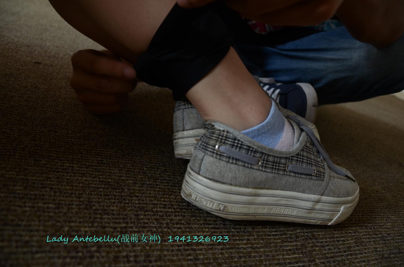 图片[50]-[战前女神] 美腿美足精品摄影套图 055 (1) [84P] – 速更版-美库