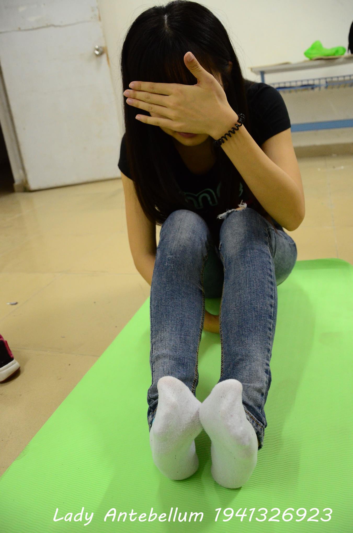 图片[12]-[战前女神] 美腿美足精品摄影套图 056 [75P] – 速更版-美库