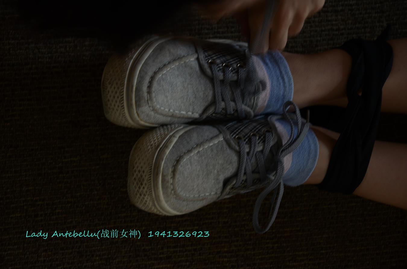 图片[55]-[战前女神] 美腿美足精品摄影套图 055 (1) [84P] – 速更版-美库