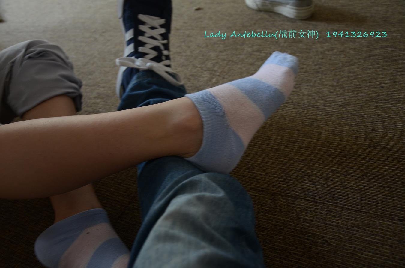 图片[37]-[战前女神] 美腿美足精品摄影套图 055 (2) [75P] – 速更版-美库