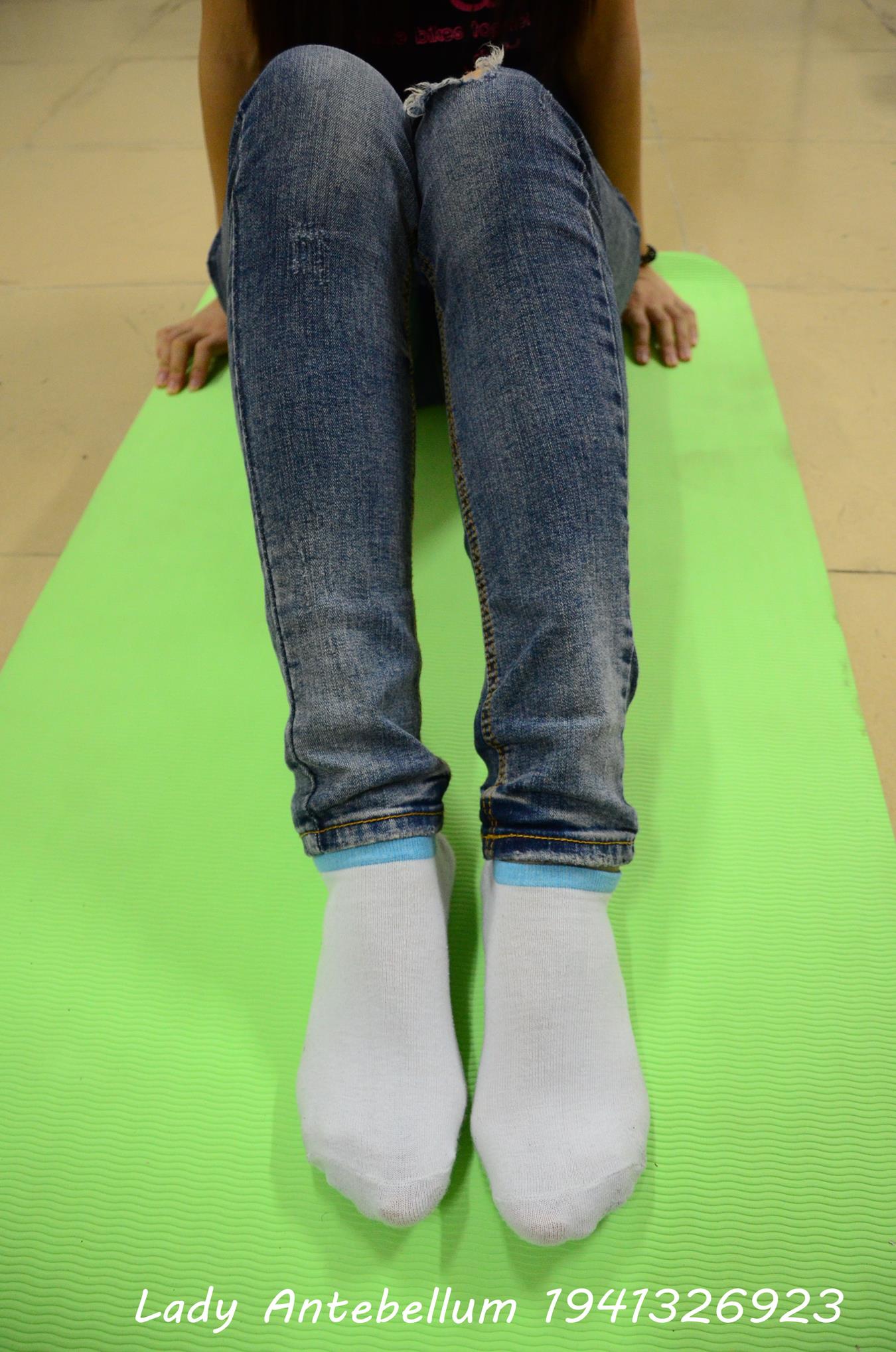 图片[18]-[战前女神] 美腿美足精品摄影套图 056 [75P] – 速更版-美库