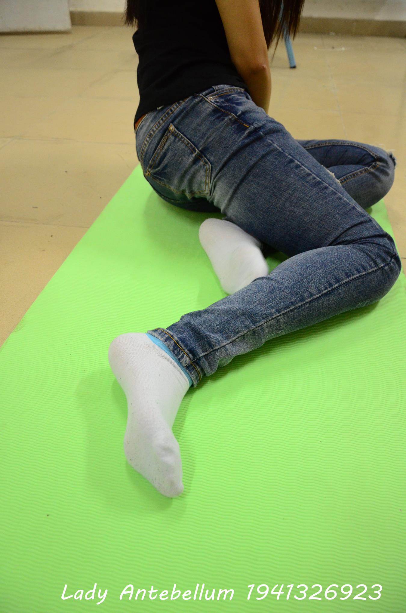 图片[19]-[战前女神] 美腿美足精品摄影套图 056 [75P] – 速更版-美库