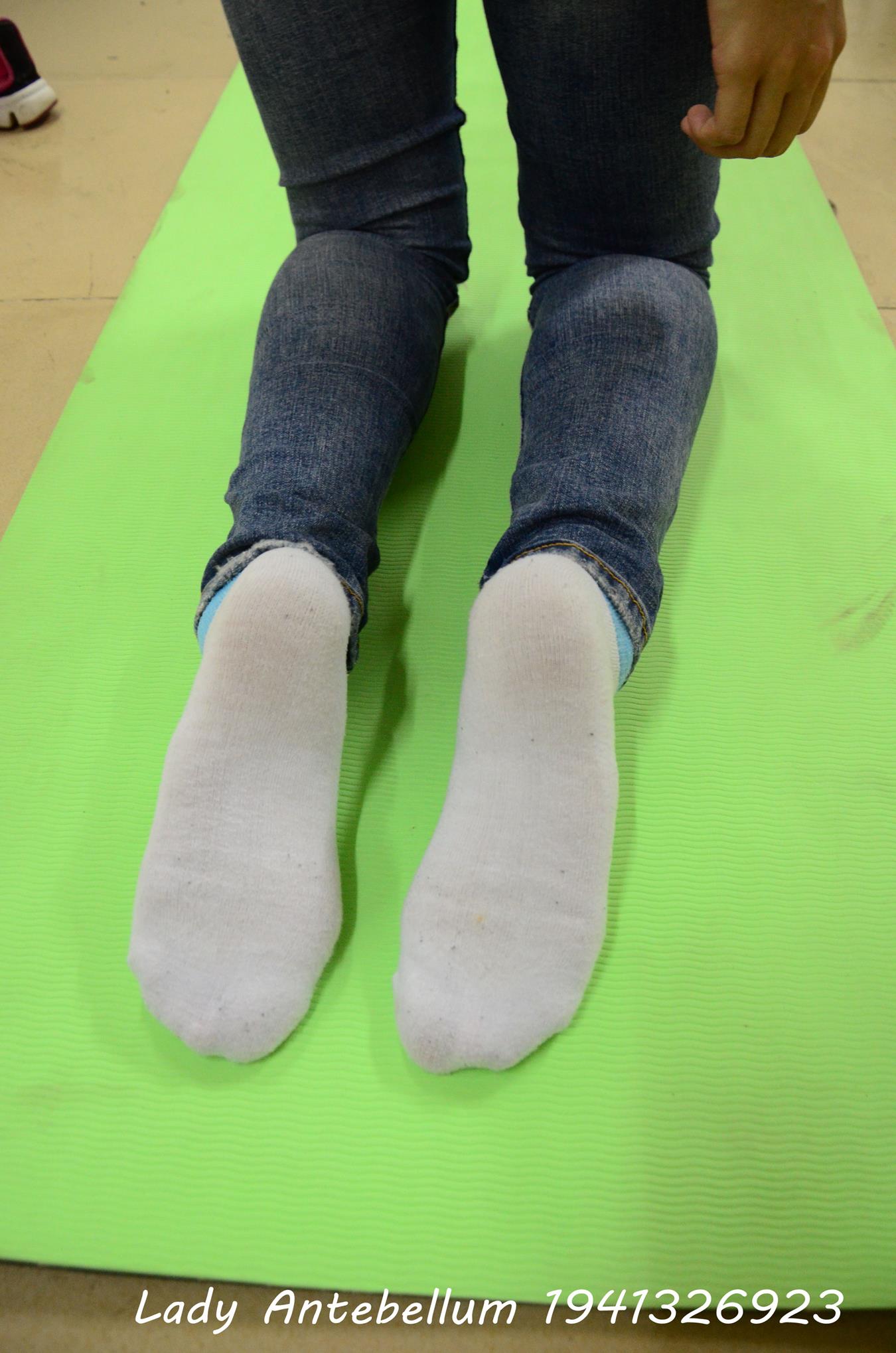 图片[22]-[战前女神] 美腿美足精品摄影套图 056 [75P] – 速更版-美库