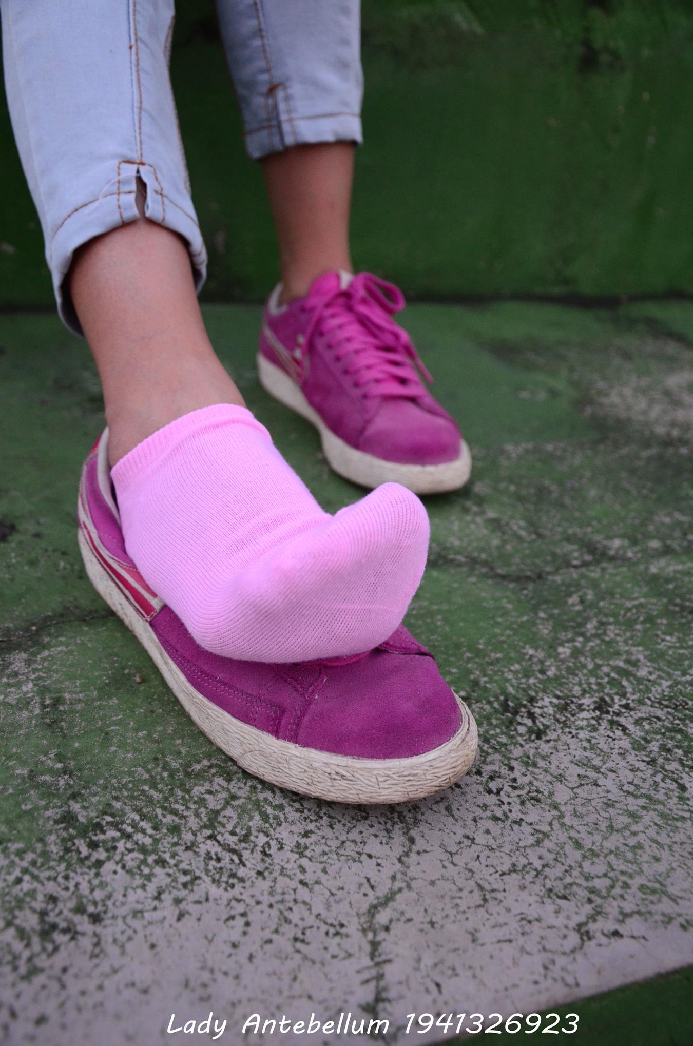 图片[11]-[战前女神] 美腿美足精品摄影套图 057 [55P] – 速更版-美库