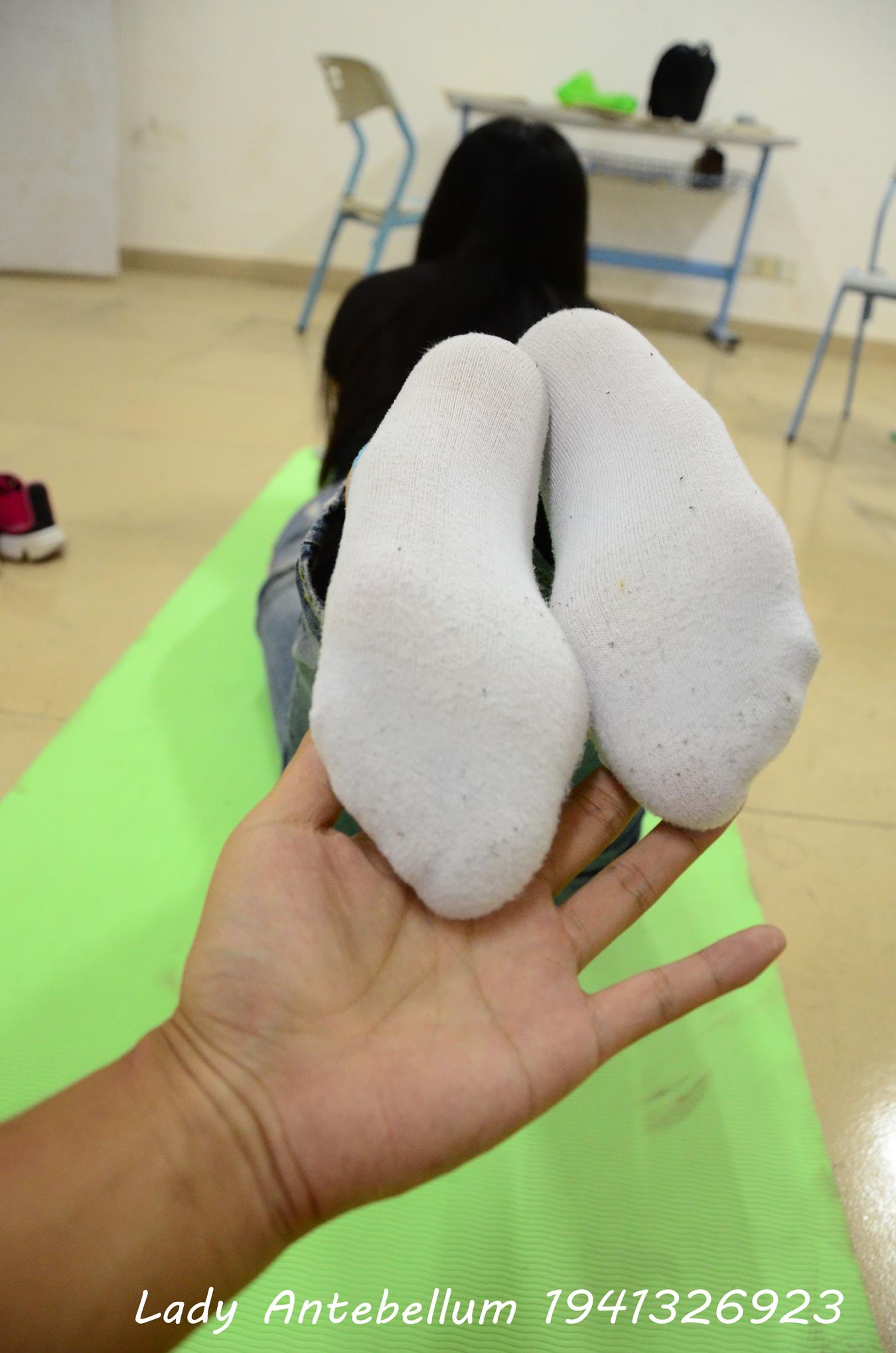 图片[26]-[战前女神] 美腿美足精品摄影套图 056 [75P] – 速更版-美库