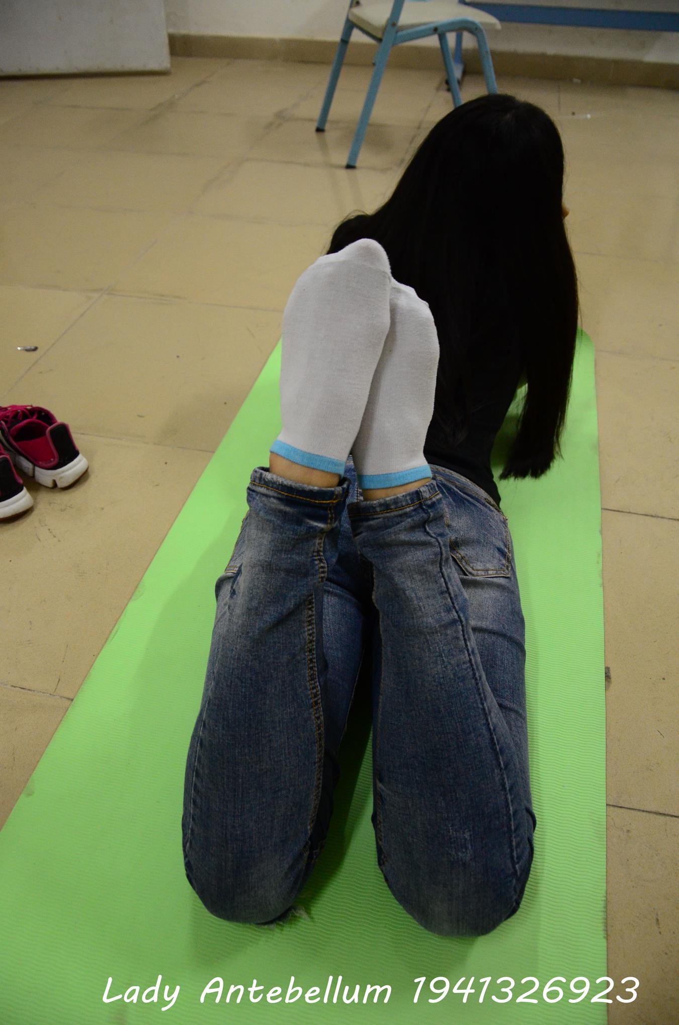 图片[36]-[战前女神] 美腿美足精品摄影套图 056 [75P] – 速更版-美库