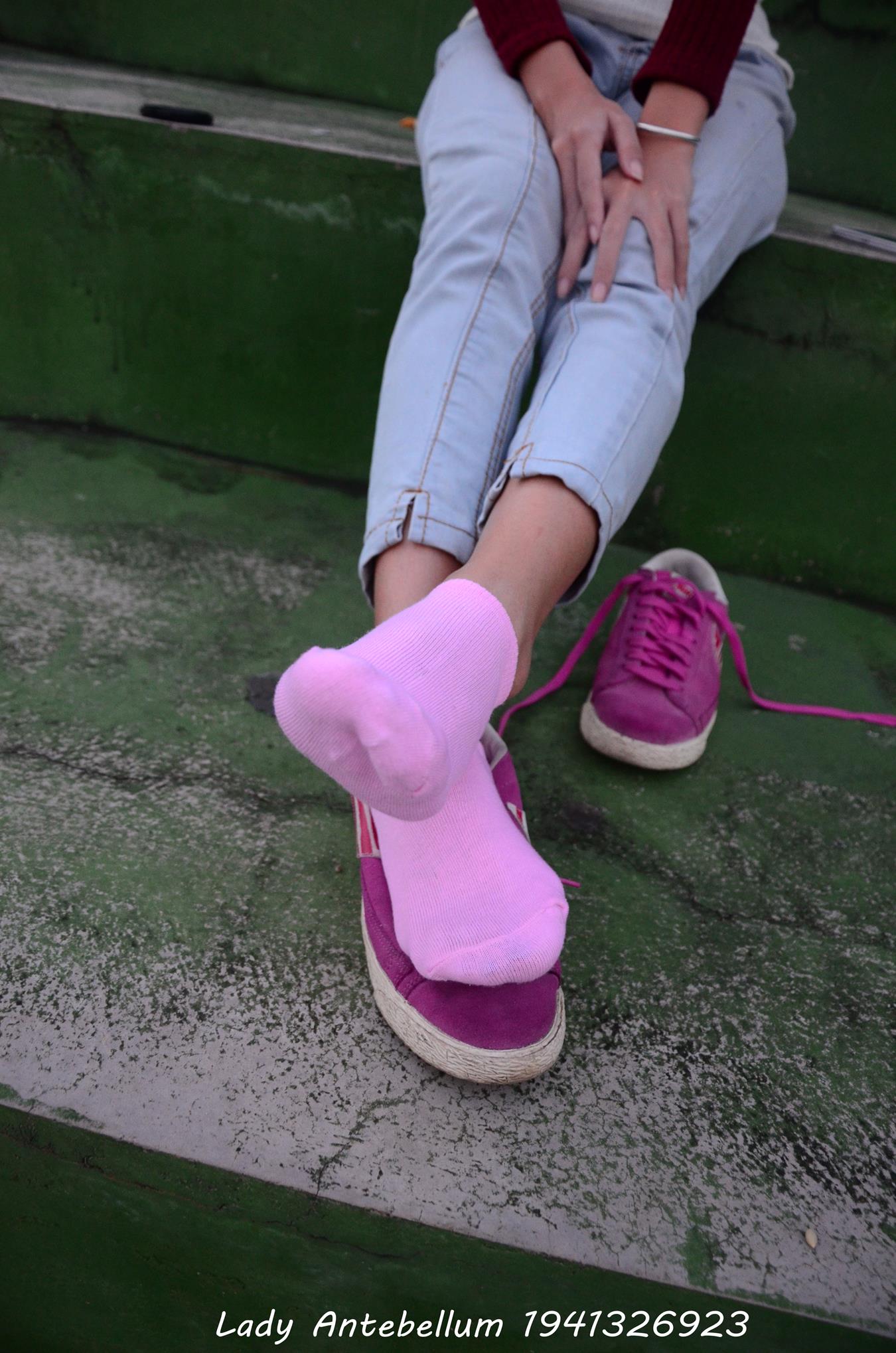 图片[28]-[战前女神] 美腿美足精品摄影套图 057 [55P] – 速更版-美库