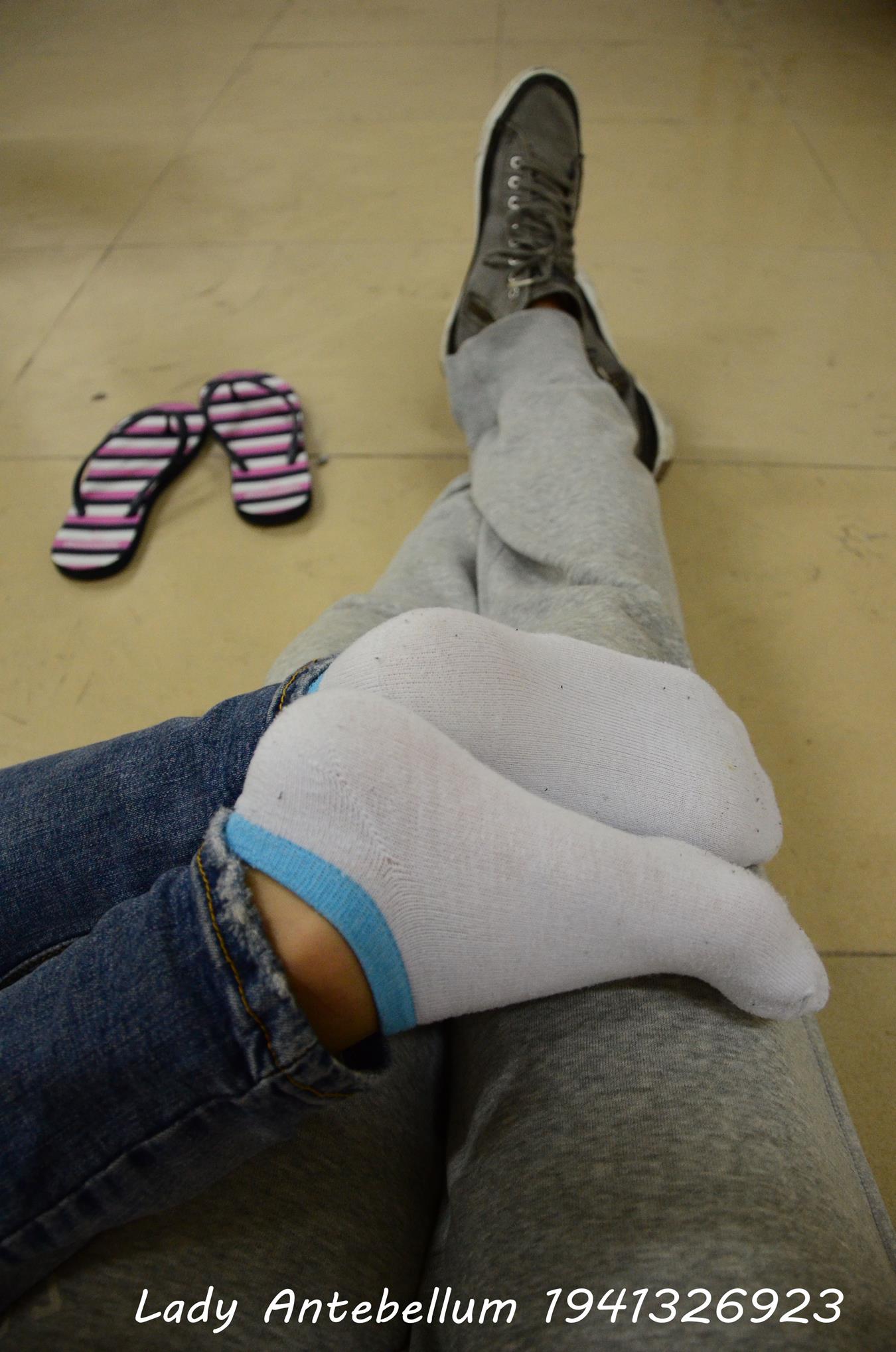 图片[40]-[战前女神] 美腿美足精品摄影套图 056 [75P] – 速更版-美库