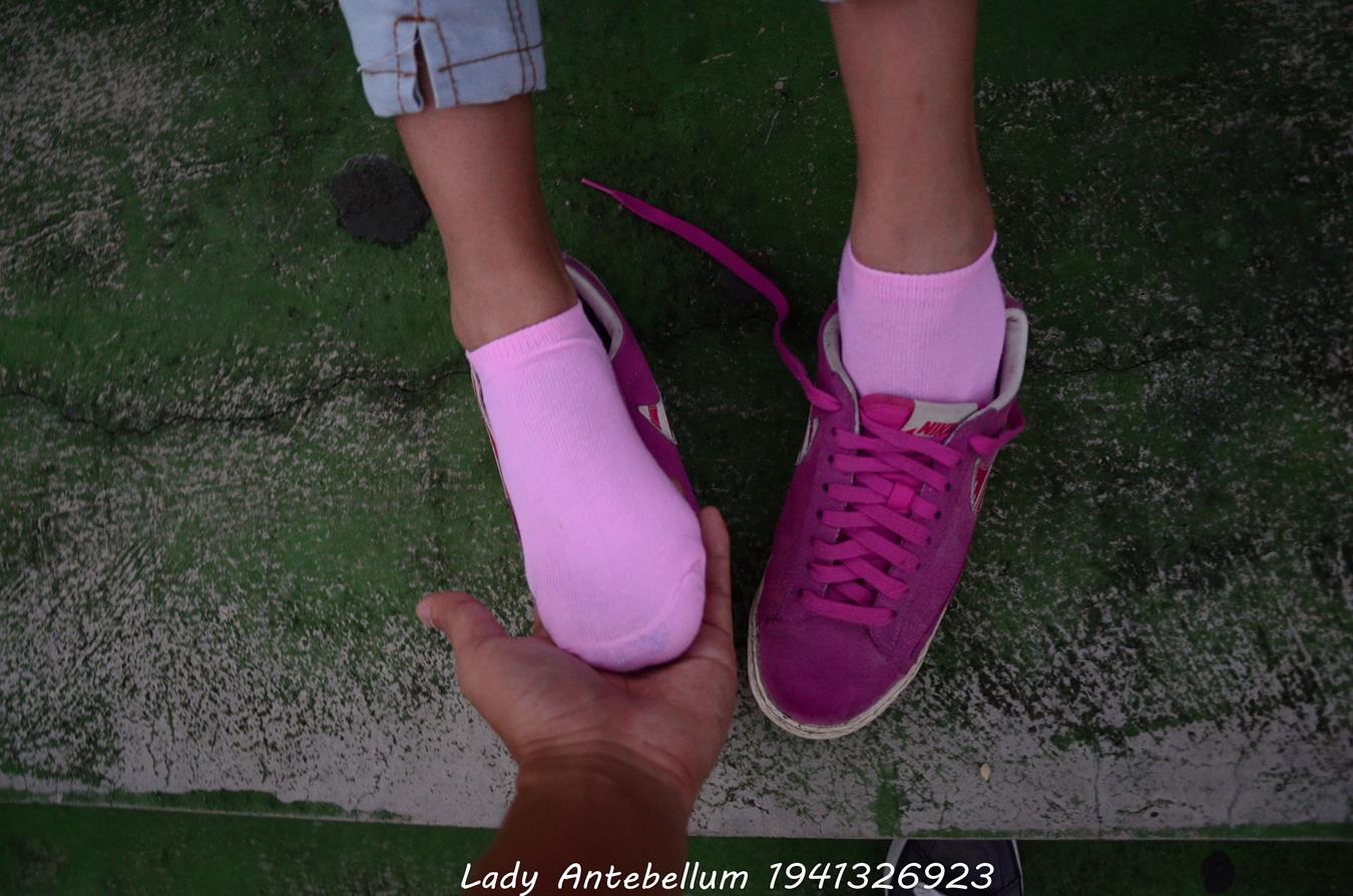 图片[36]-[战前女神] 美腿美足精品摄影套图 057 [55P] – 速更版-美库